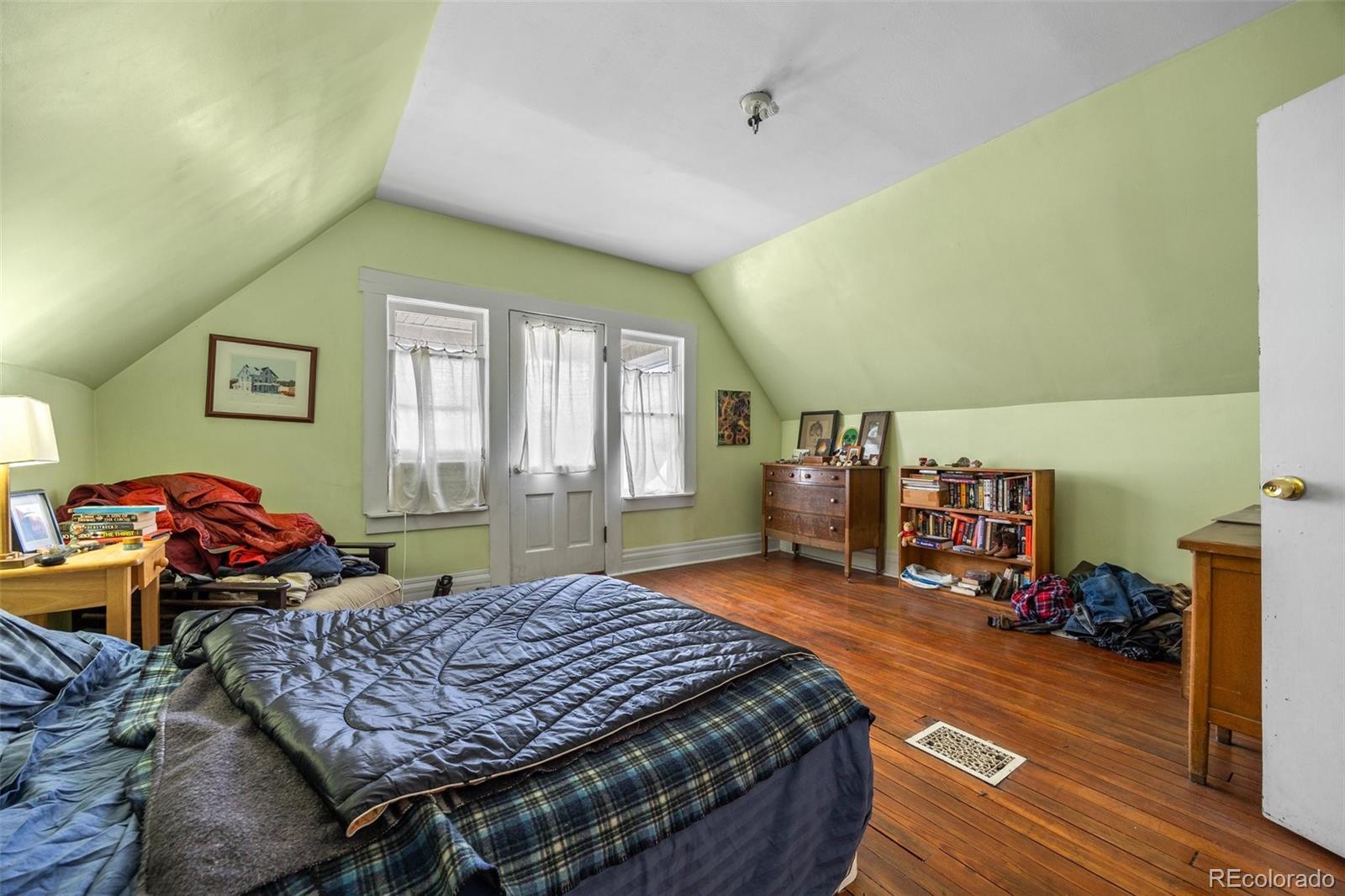 MLS Image #26 for 3139 n vine street,denver, Colorado