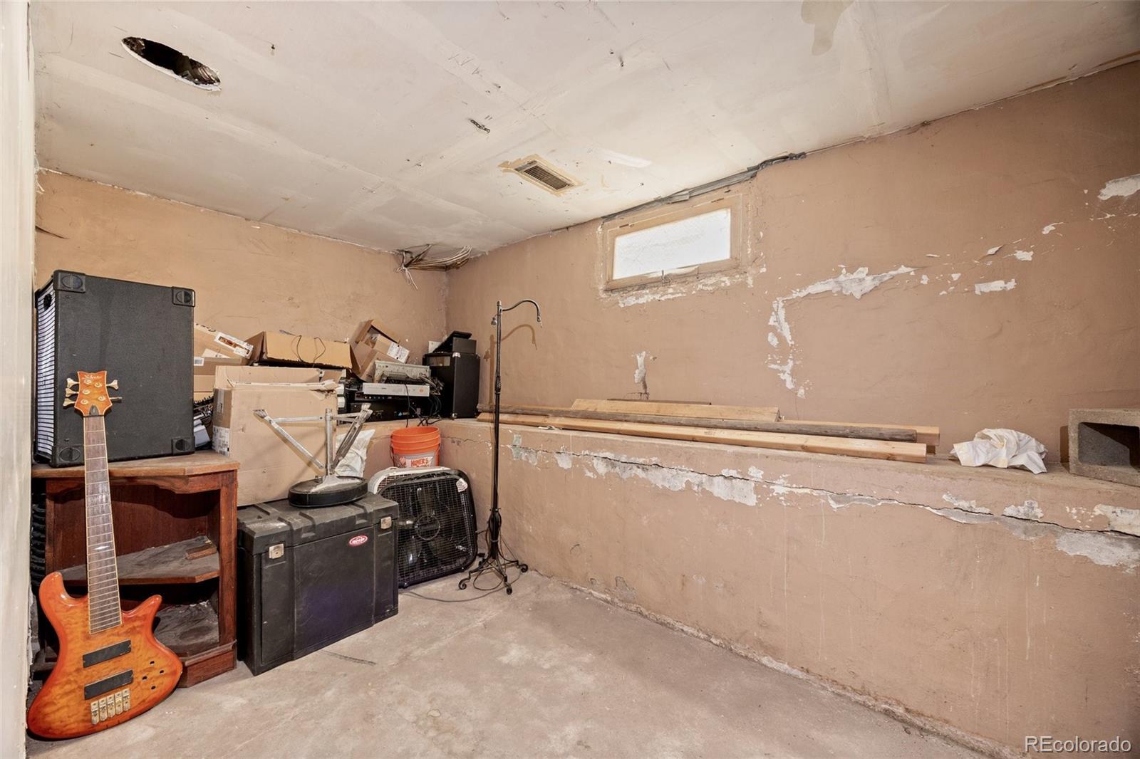 MLS Image #33 for 3139 n vine street,denver, Colorado