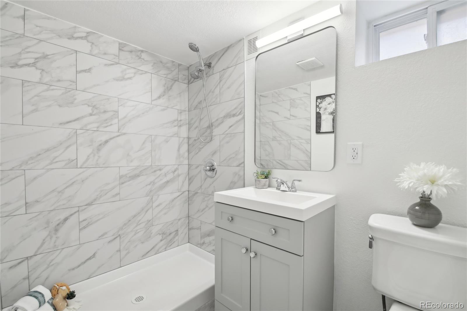 MLS Image #23 for 3116 n race street,denver, Colorado