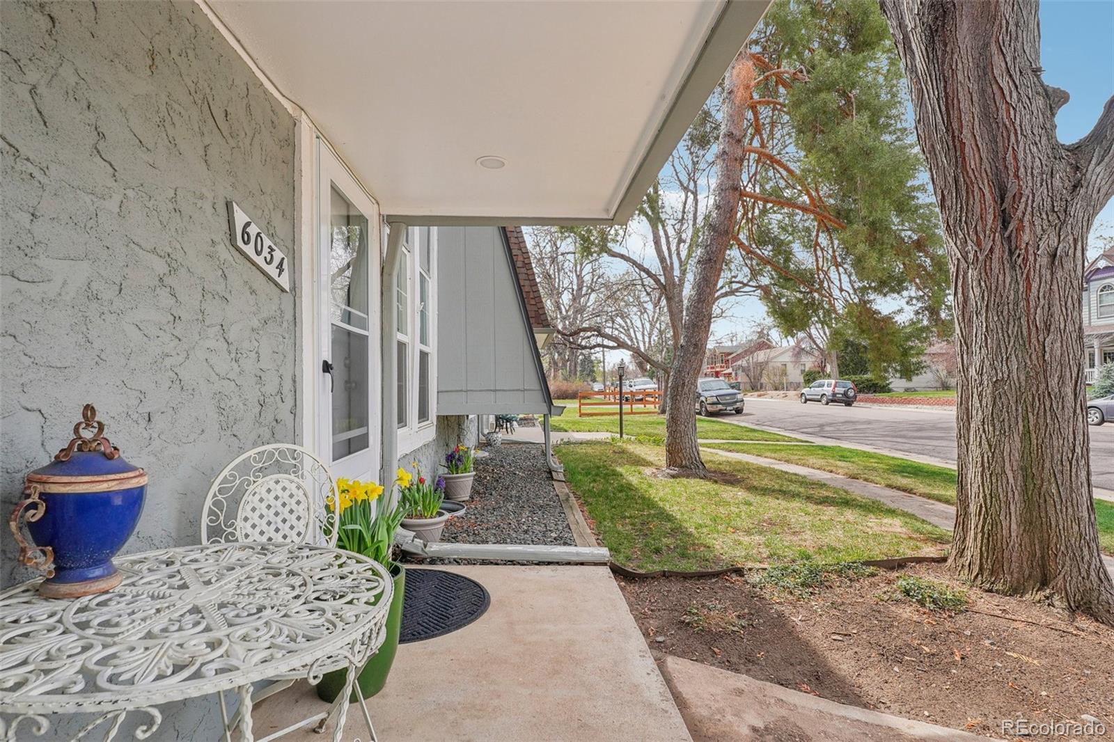 MLS Image #2 for 6034 s spotswood street,littleton, Colorado