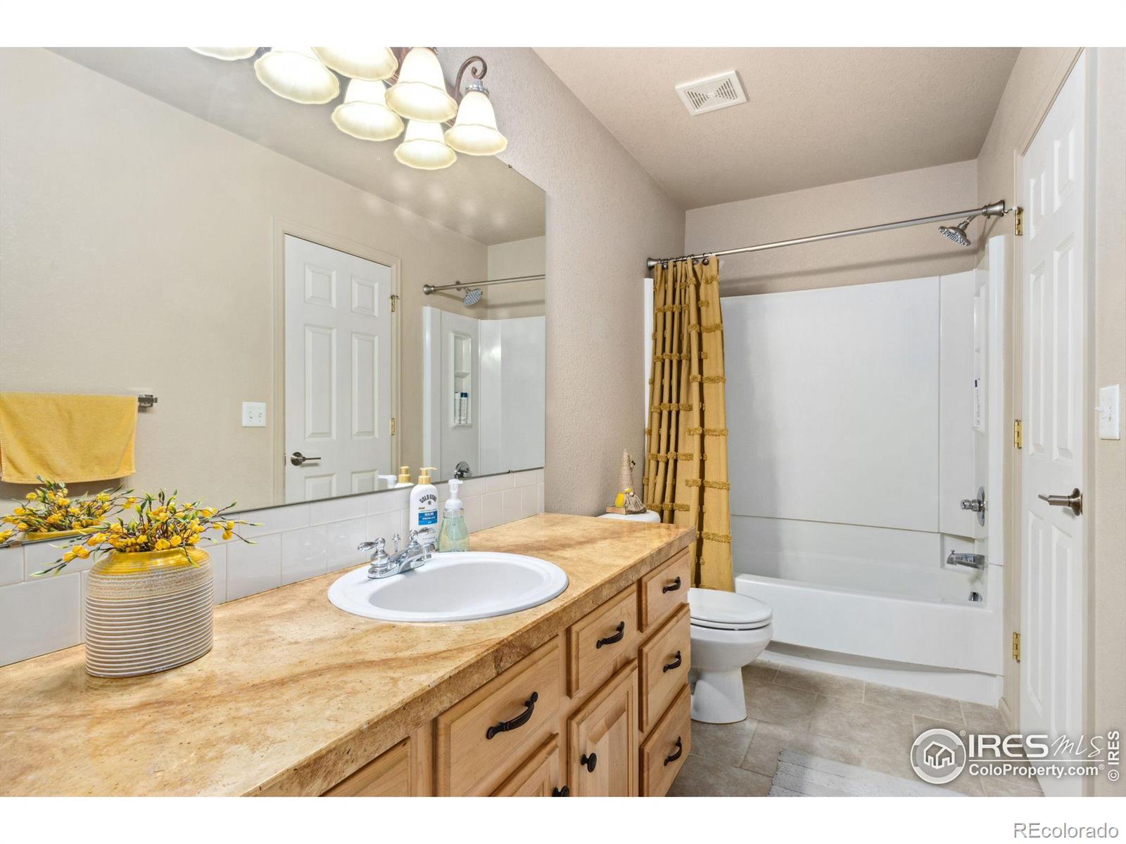 MLS Image #13 for 155  bayside circle,windsor, Colorado