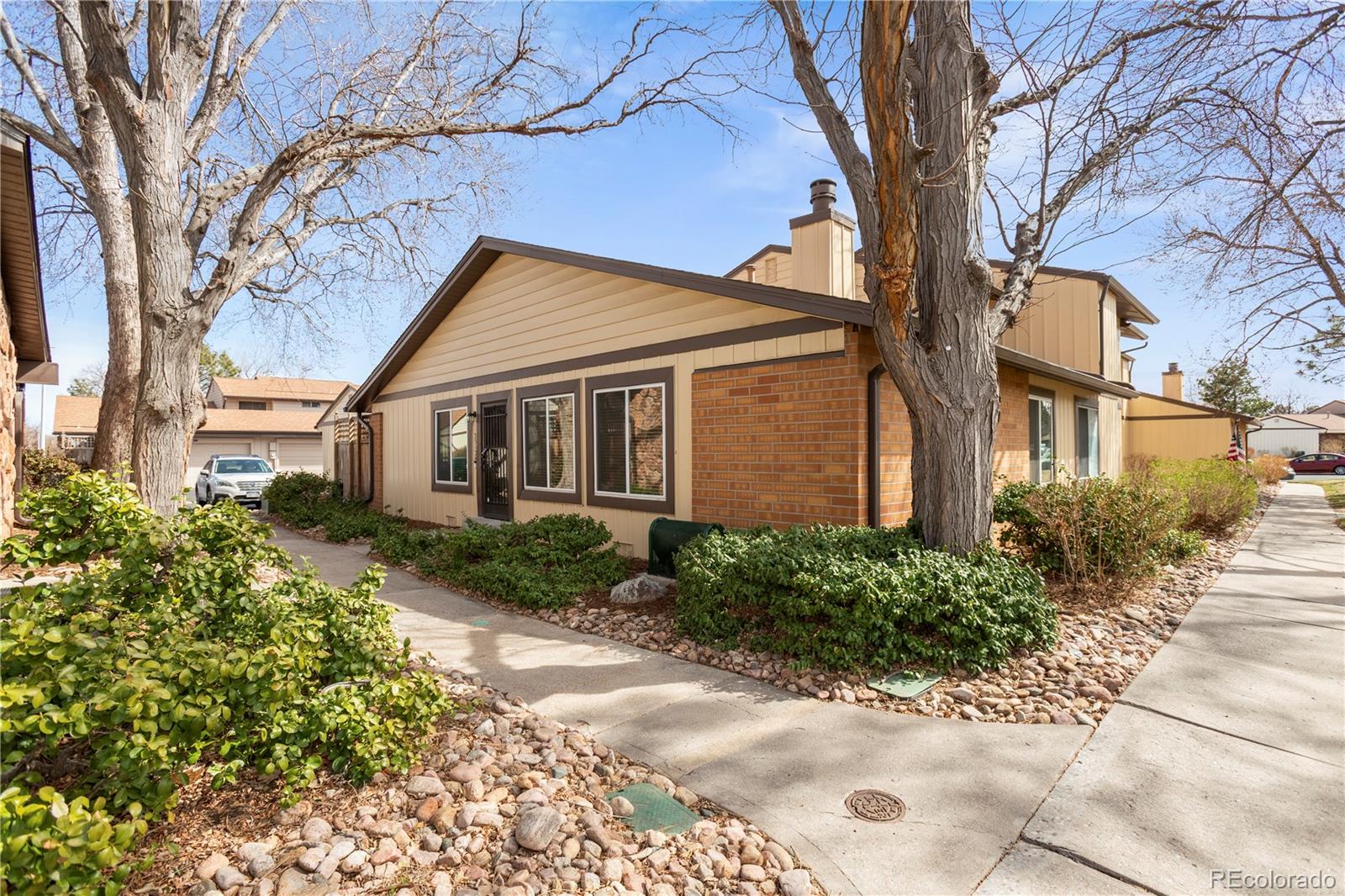 MLS Image #0 for 3512 s kittredge street,aurora, Colorado