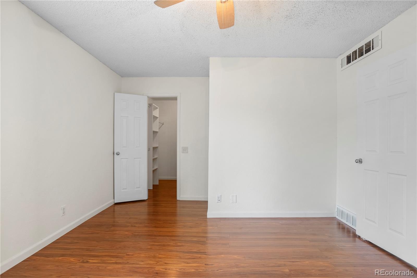 MLS Image #15 for 3512 s kittredge street,aurora, Colorado