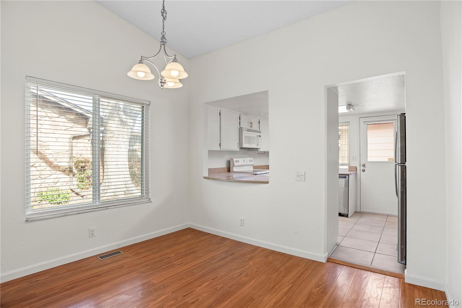 MLS Image #6 for 3512 s kittredge street,aurora, Colorado