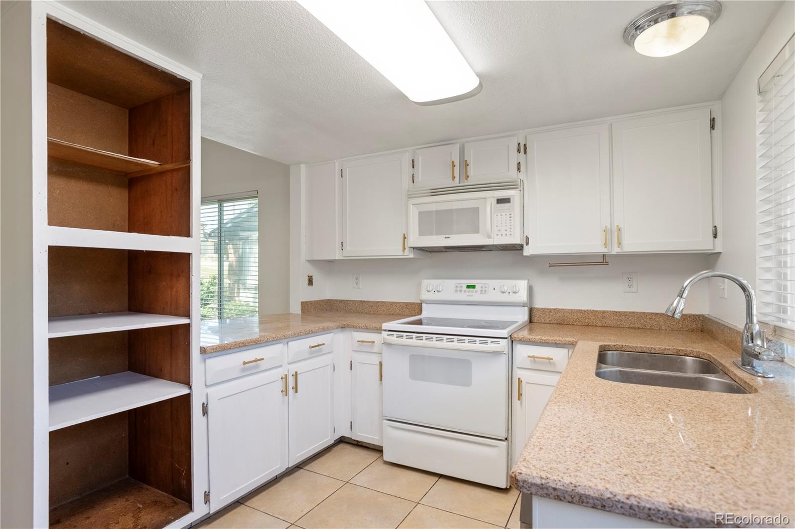 MLS Image #8 for 3512 s kittredge street,aurora, Colorado