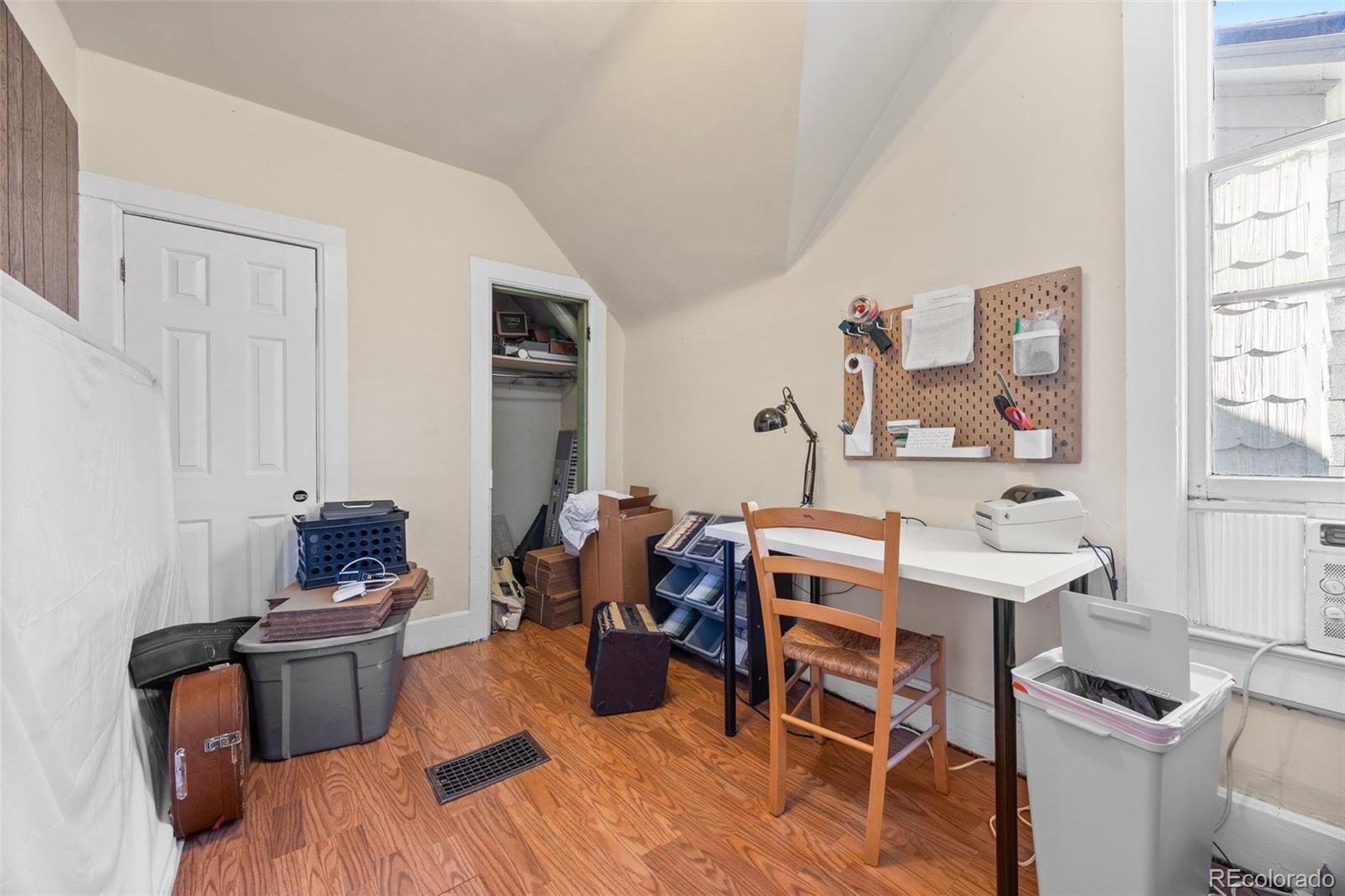 MLS Image #20 for 2563 n emerson street,denver, Colorado