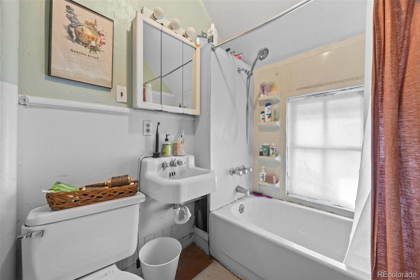 MLS Image #23 for 2563 n emerson street,denver, Colorado