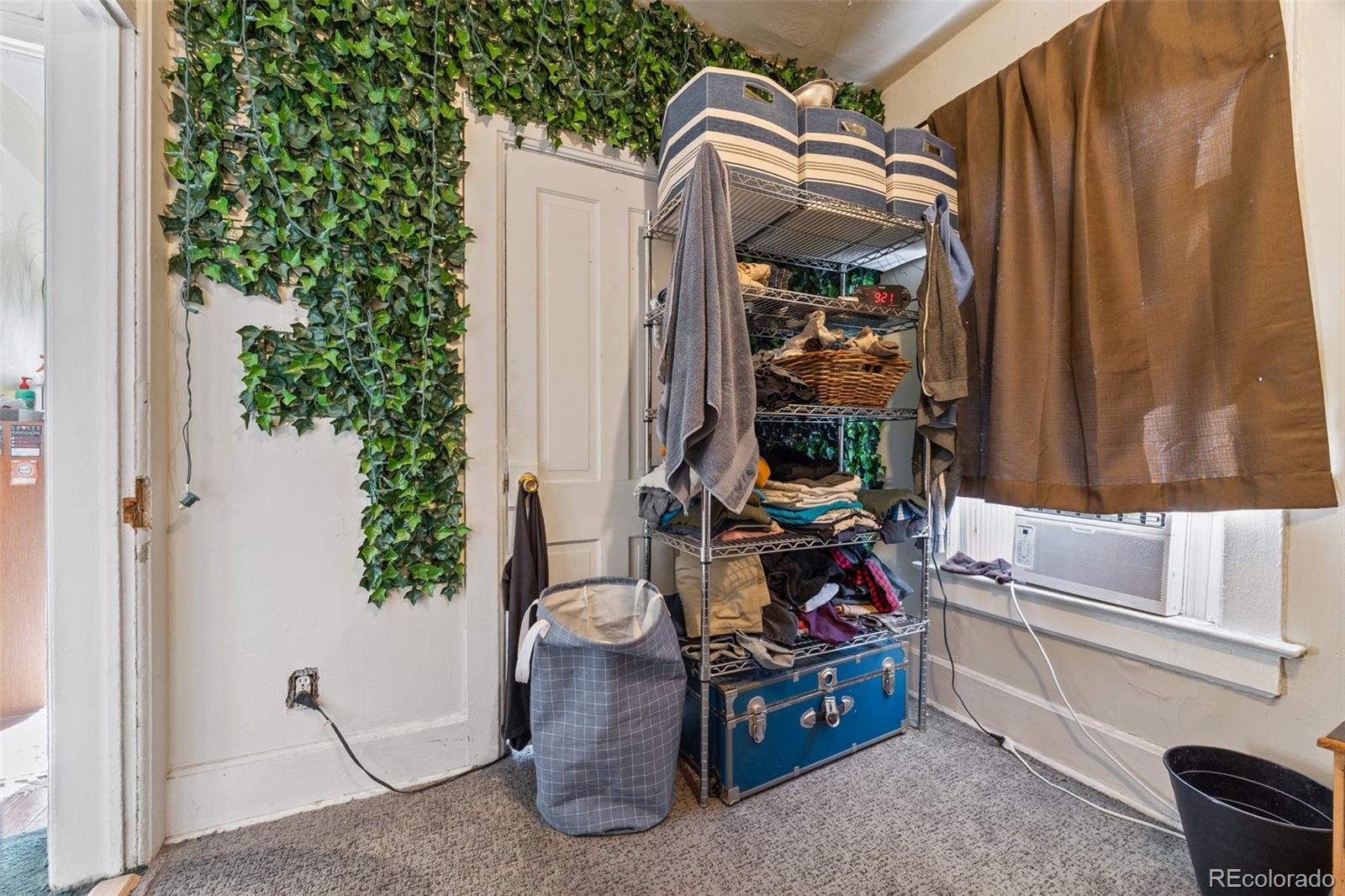 MLS Image #27 for 2563 n emerson street,denver, Colorado