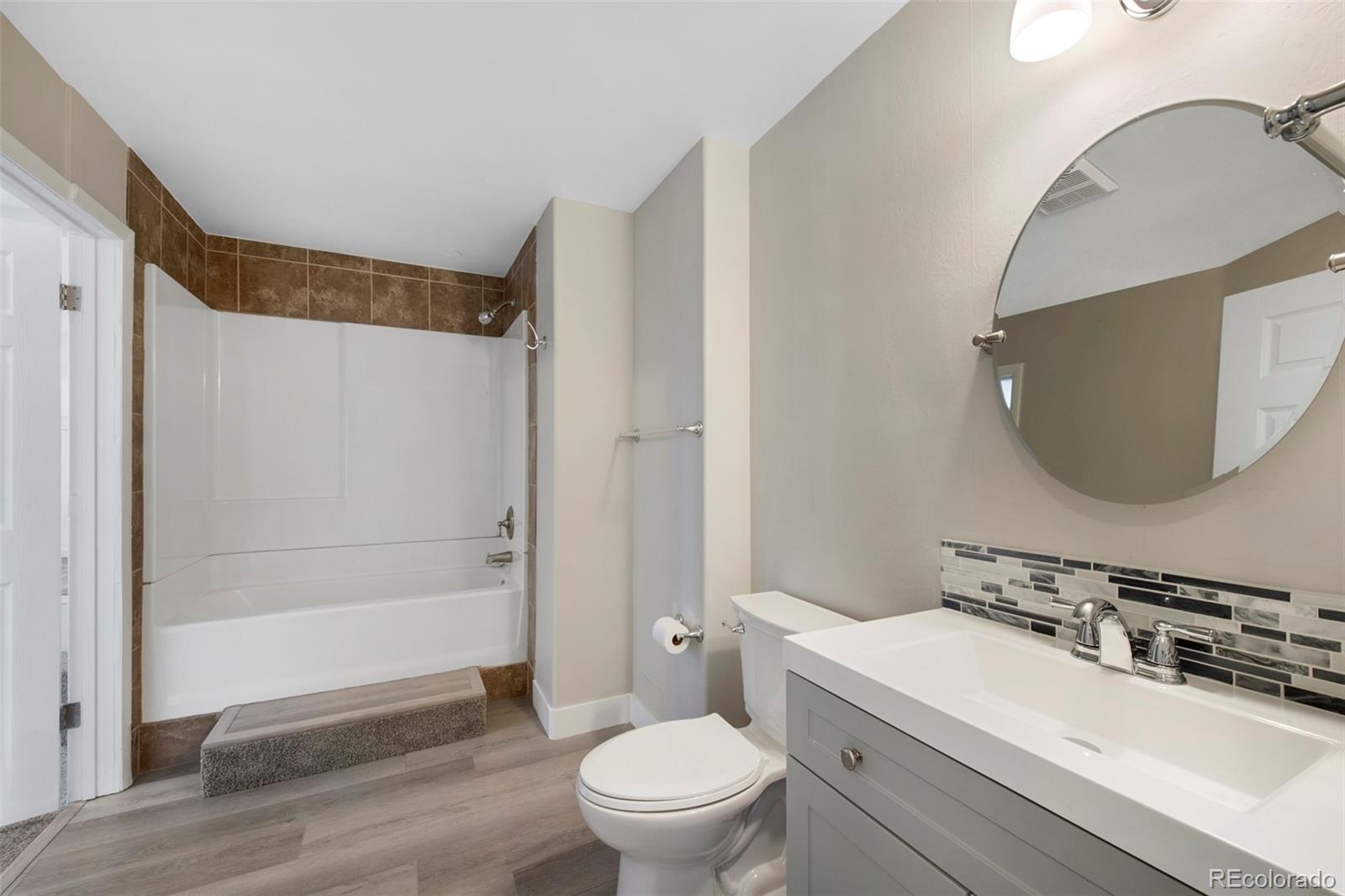 MLS Image #12 for 14900 e 43rd avenue,denver, Colorado