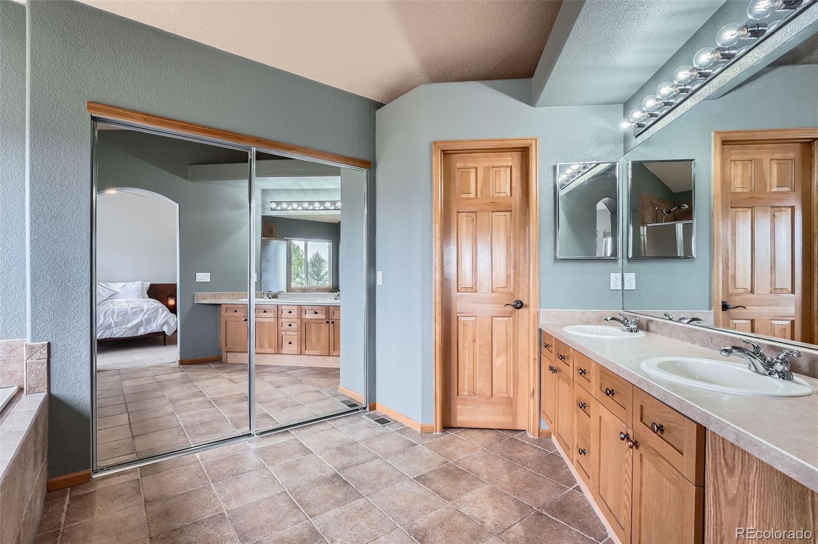 MLS Image #19 for 1446 s grand baker circle,aurora, Colorado