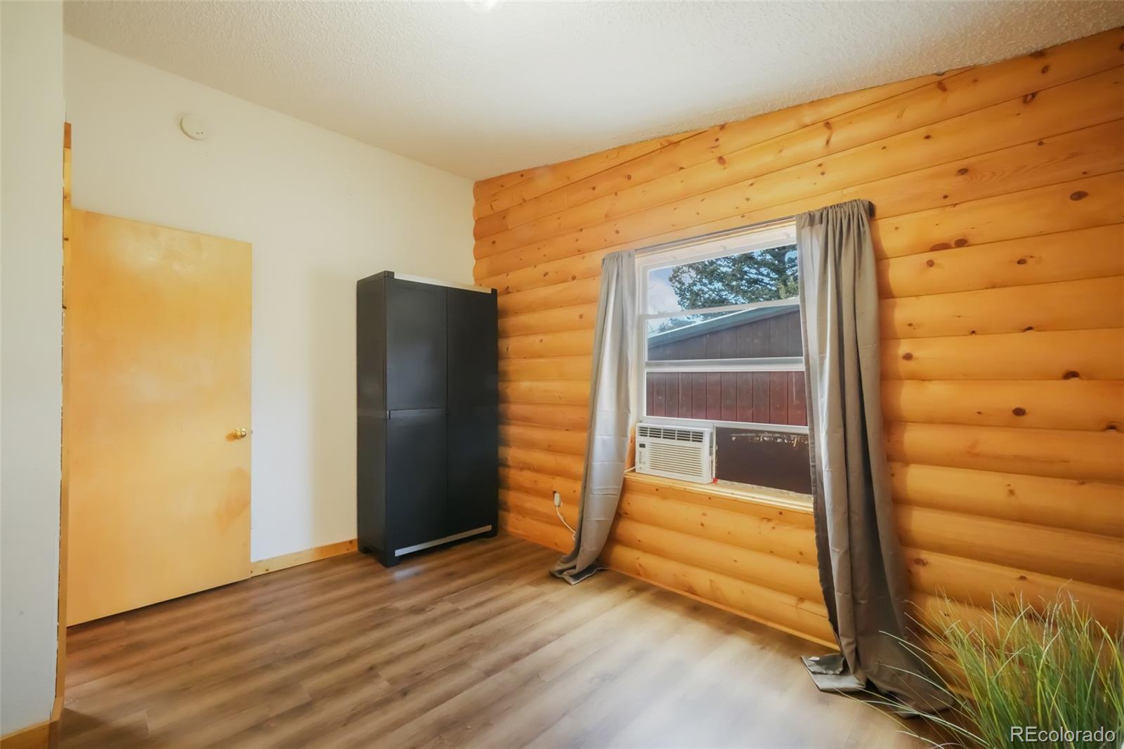 MLS Image #16 for 141  navajo circle,florissant, Colorado