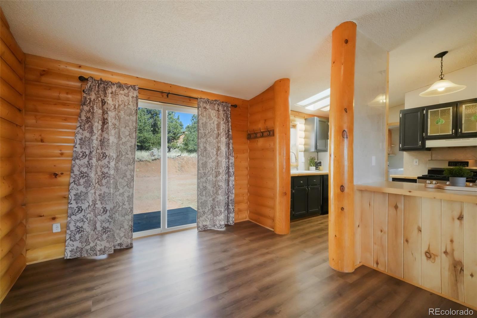 MLS Image #20 for 141  navajo circle,florissant, Colorado