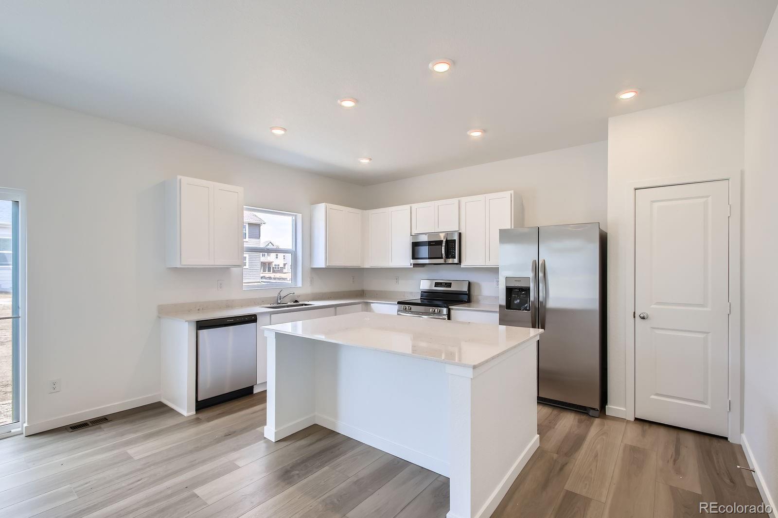 MLS Image #2 for 15285  milwaukee street,thornton, Colorado
