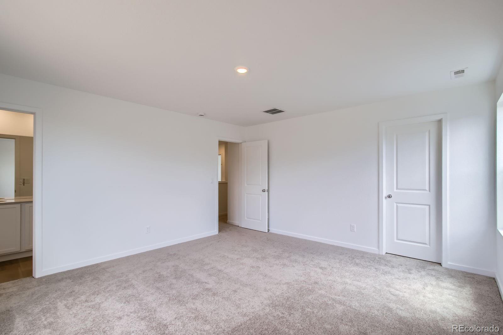 MLS Image #5 for 15285  milwaukee street,thornton, Colorado