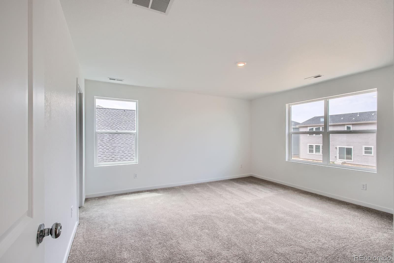 MLS Image #8 for 15285  milwaukee street,thornton, Colorado