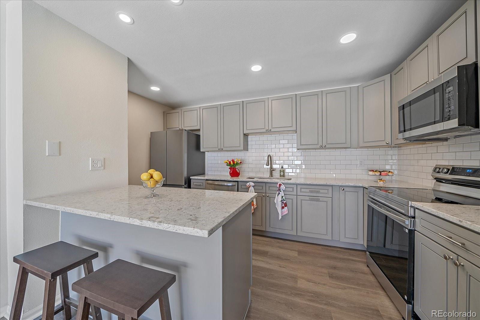 MLS Image #14 for 7220 s vine court,centennial, Colorado