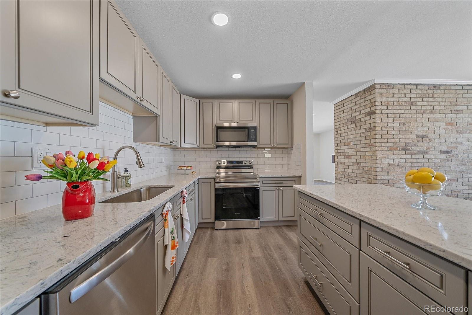 MLS Image #16 for 7220 s vine court,centennial, Colorado