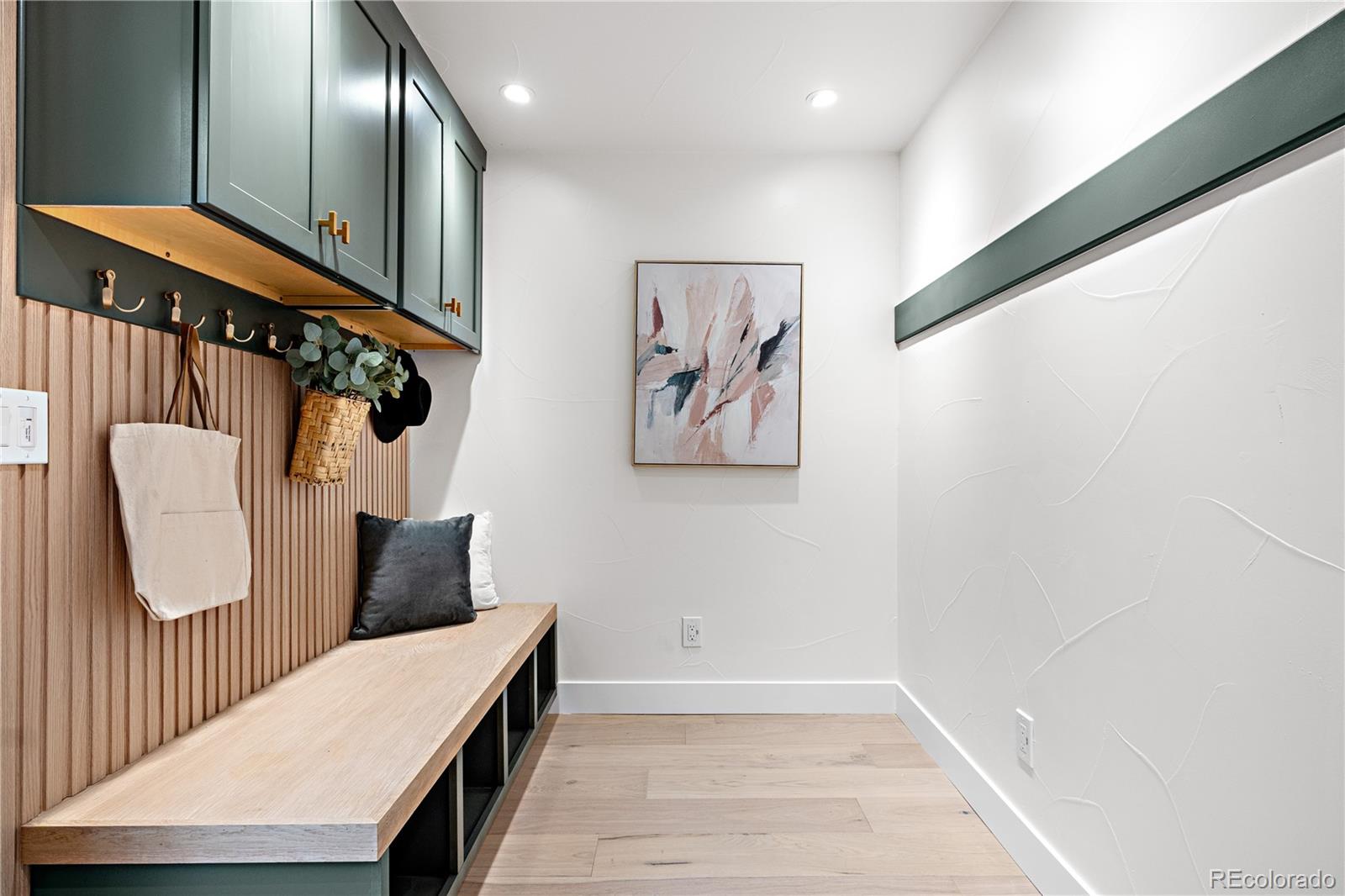 MLS Image #4 for 3867 e easter drive,centennial, Colorado