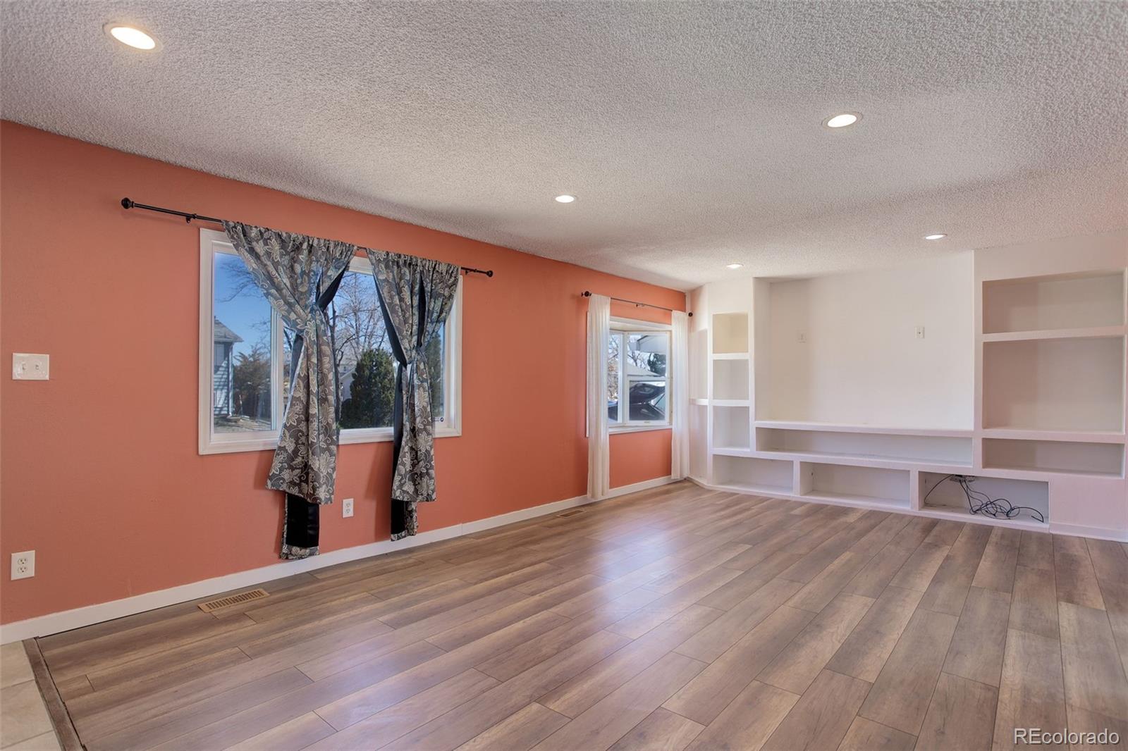 MLS Image #4 for 8289  race street,denver, Colorado