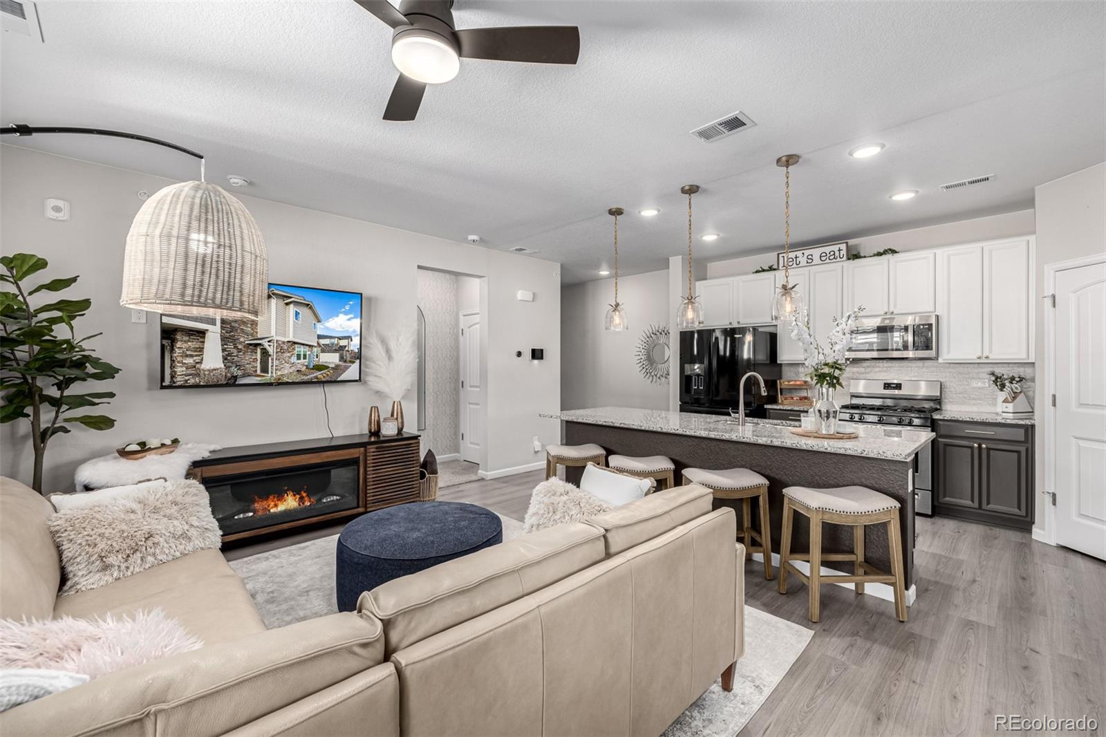 MLS Image #3 for 24806 e calhoun place,aurora, Colorado