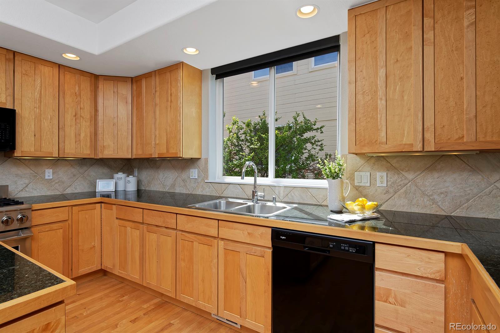 MLS Image #10 for 643  1st avenue,lyons, Colorado