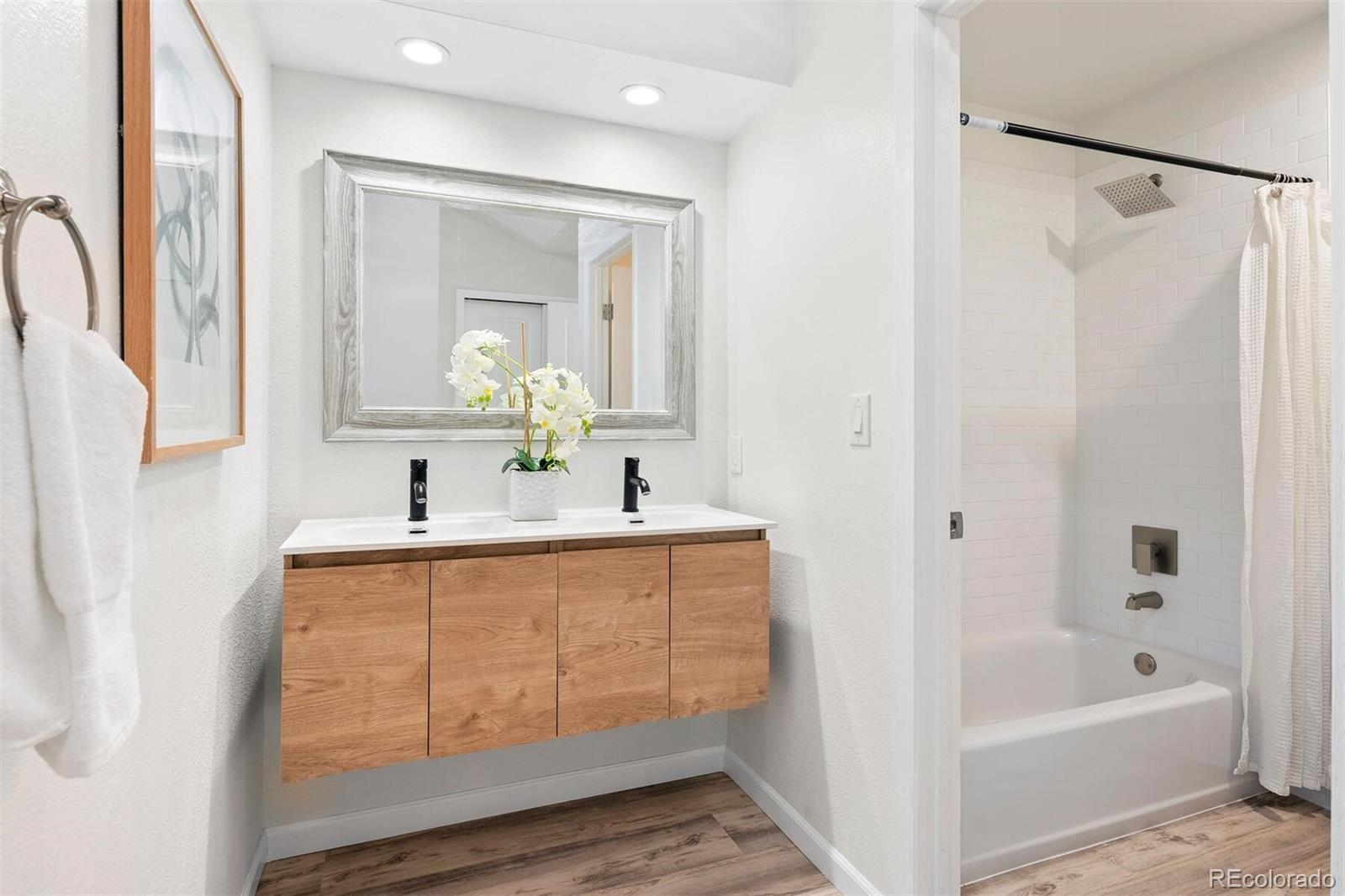 MLS Image #17 for 7373 e iowa avenue,denver, Colorado