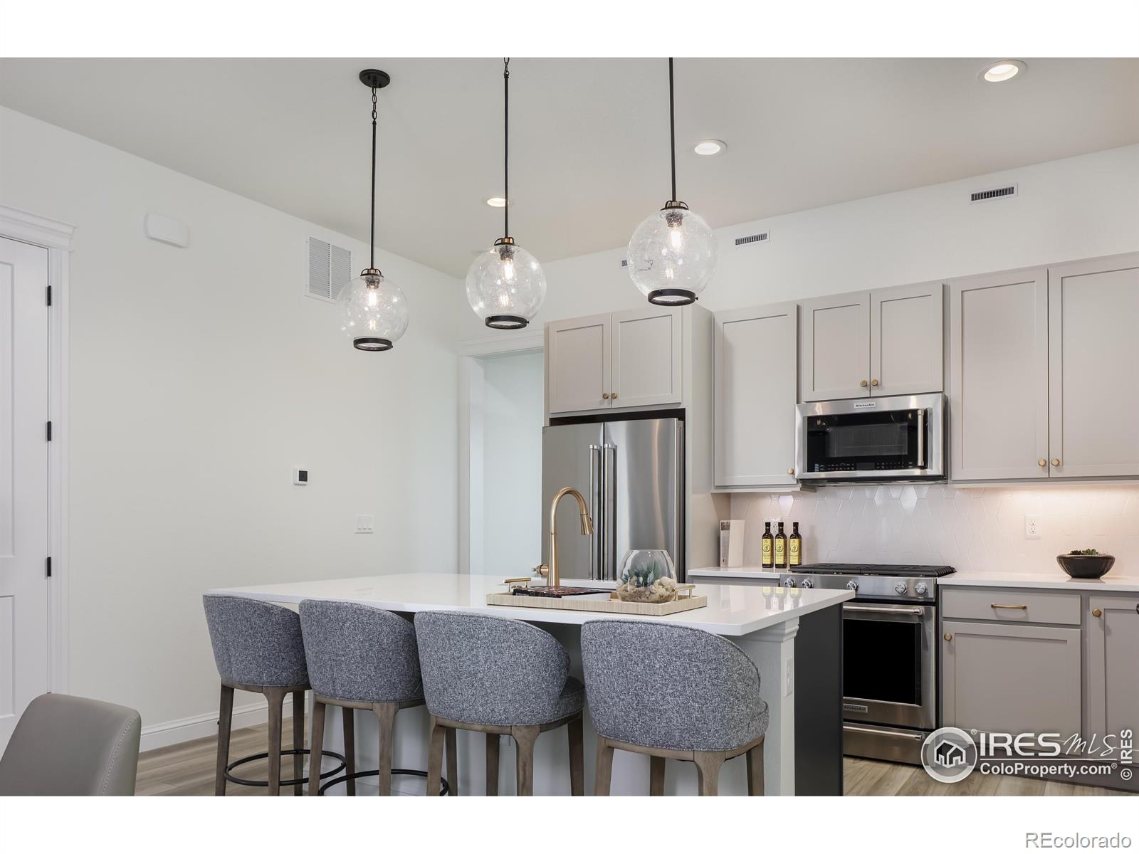 MLS Image #6 for 1577  chestnut avenue,erie, Colorado
