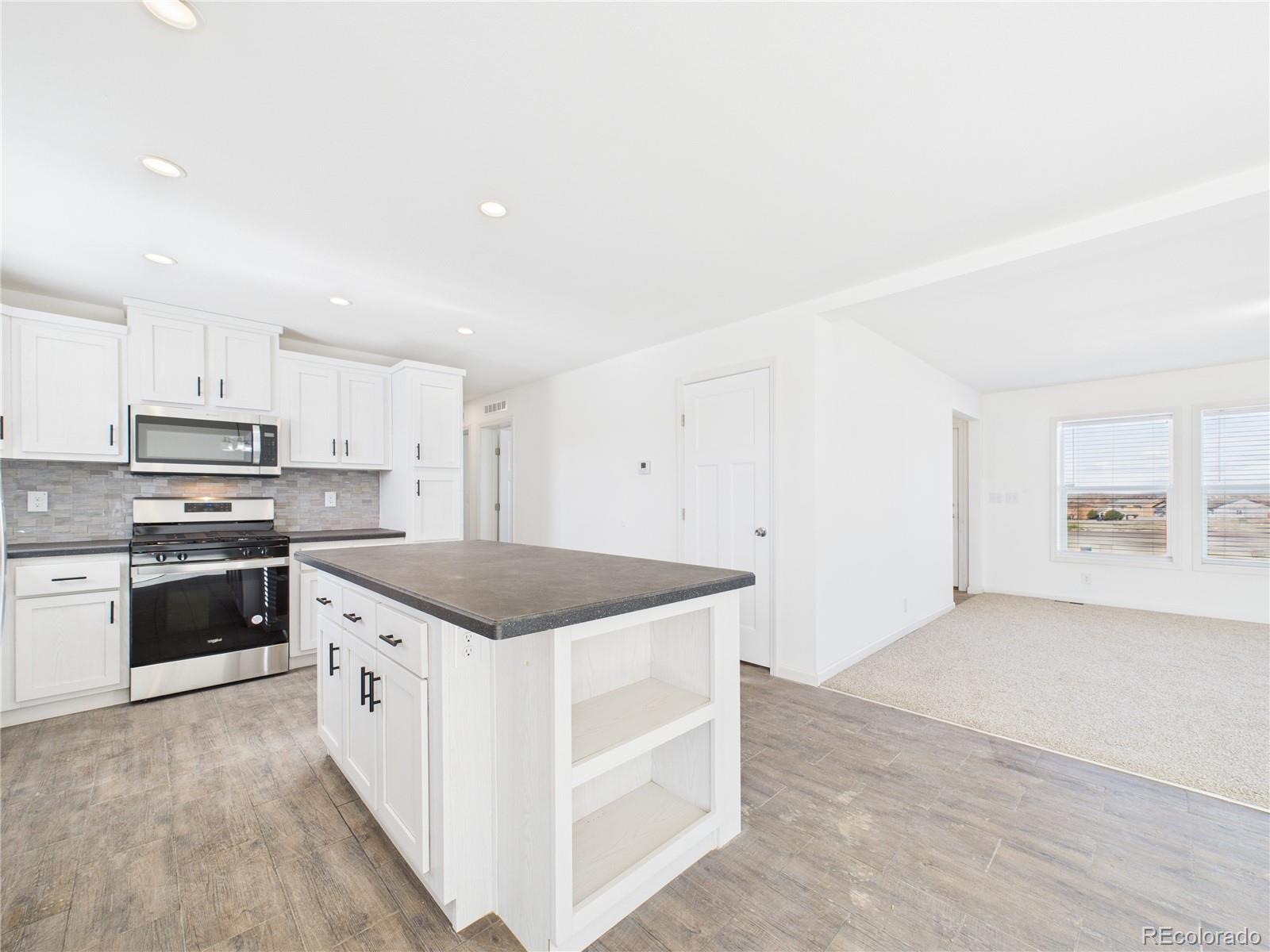 MLS Image #11 for 964 s greenway avenue,pueblo, Colorado