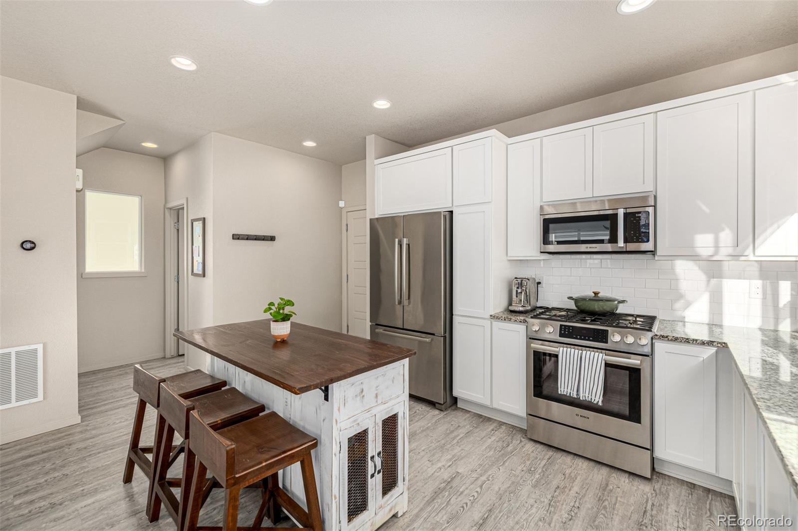 MLS Image #7 for 1910 w 66th avenue,denver, Colorado