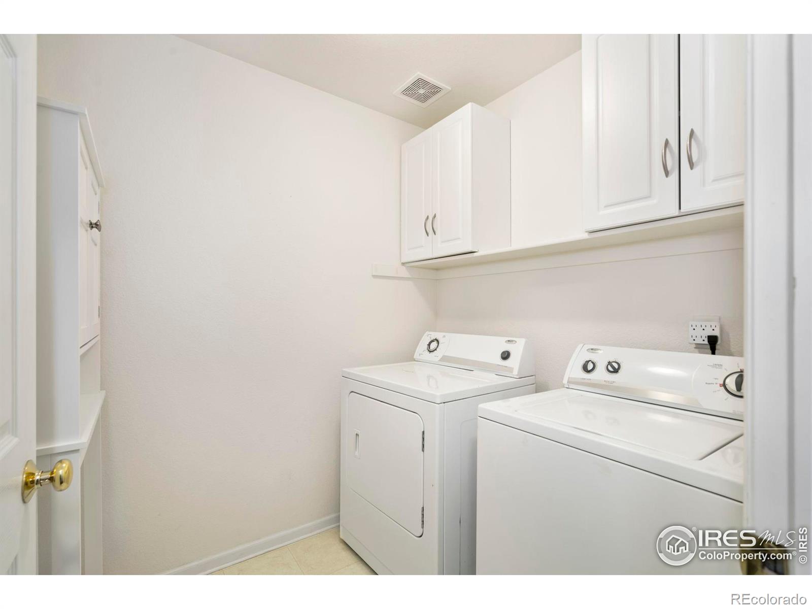 MLS Image #13 for 2127  copper creek drive,fort collins, Colorado