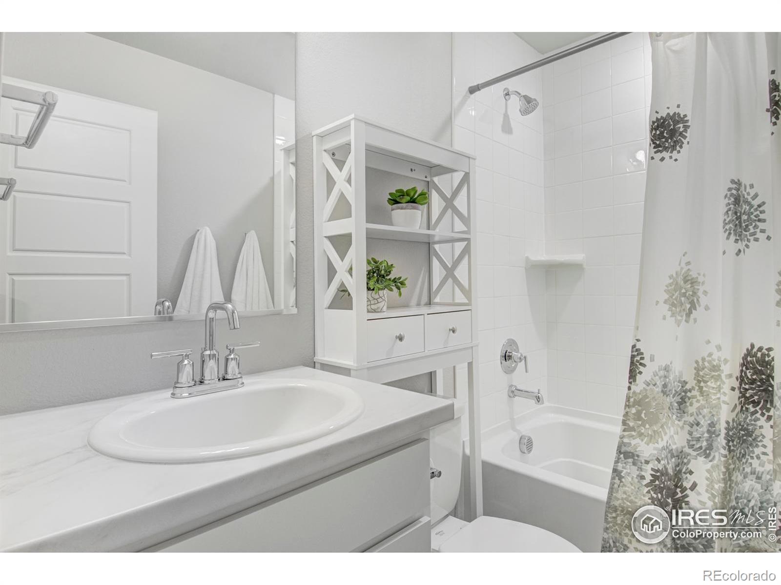 MLS Image #23 for 299  penguin street,johnstown, Colorado