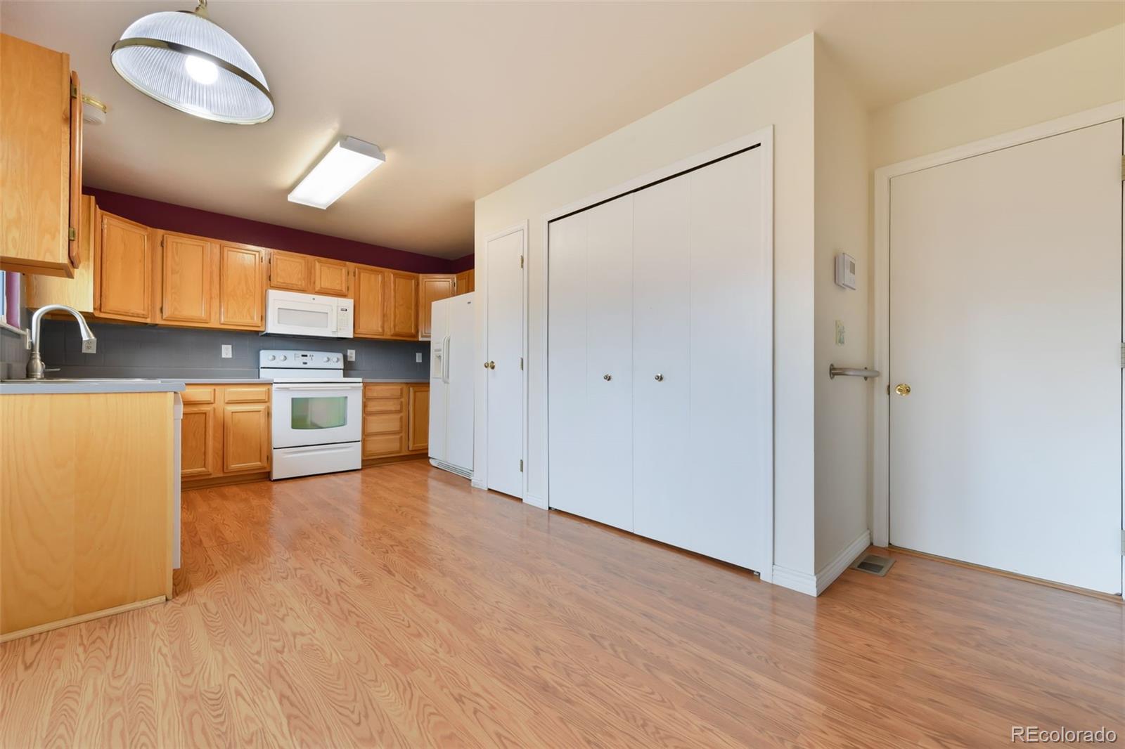 MLS Image #13 for 830  stargate drive,colorado springs, Colorado