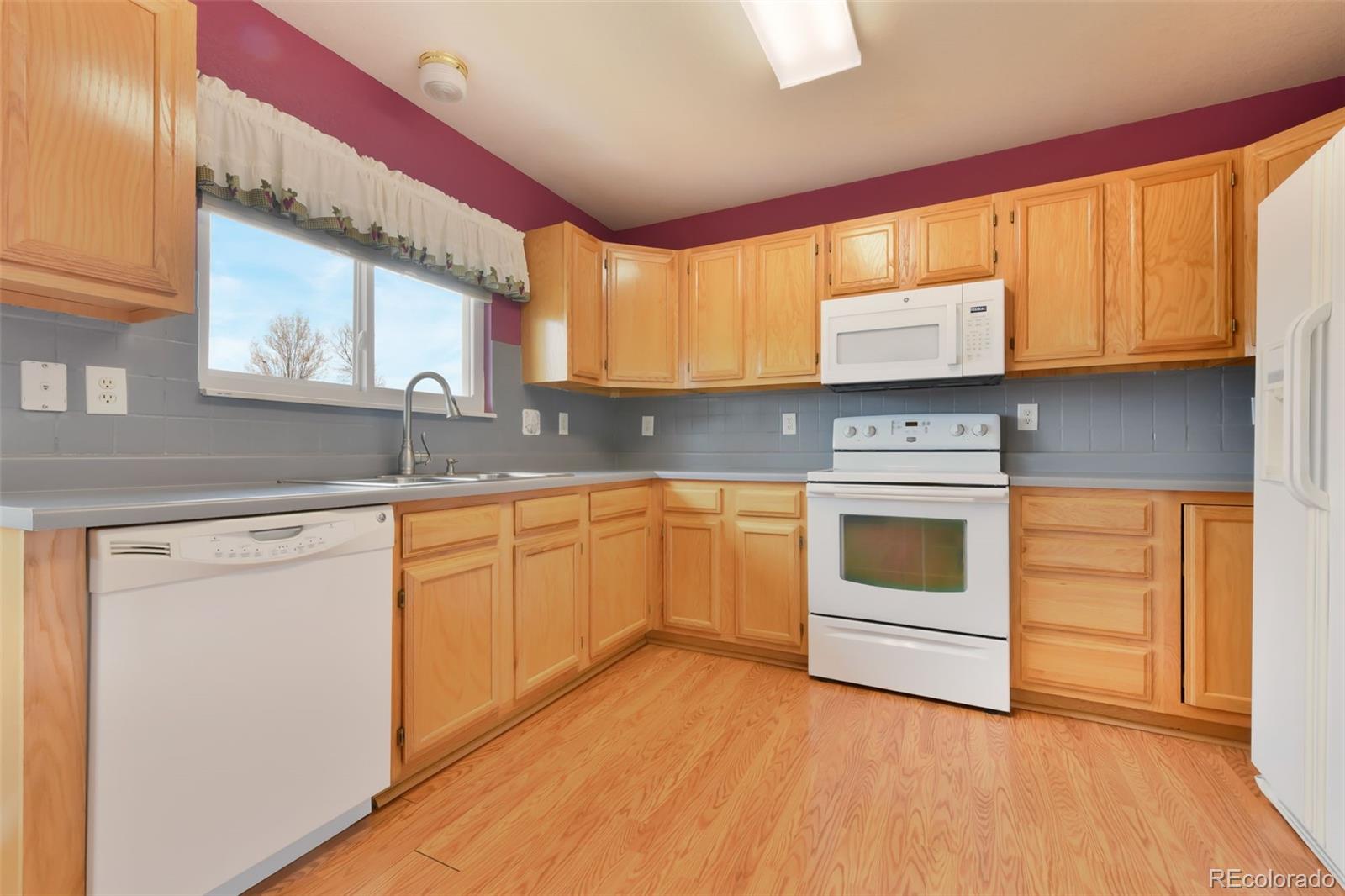 MLS Image #15 for 830  stargate drive,colorado springs, Colorado