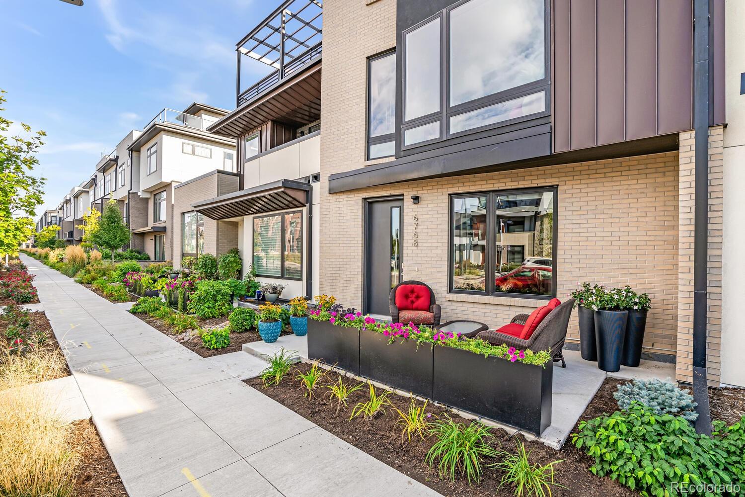 MLS Image #1 for 6768 e lowry boulevard,denver, Colorado