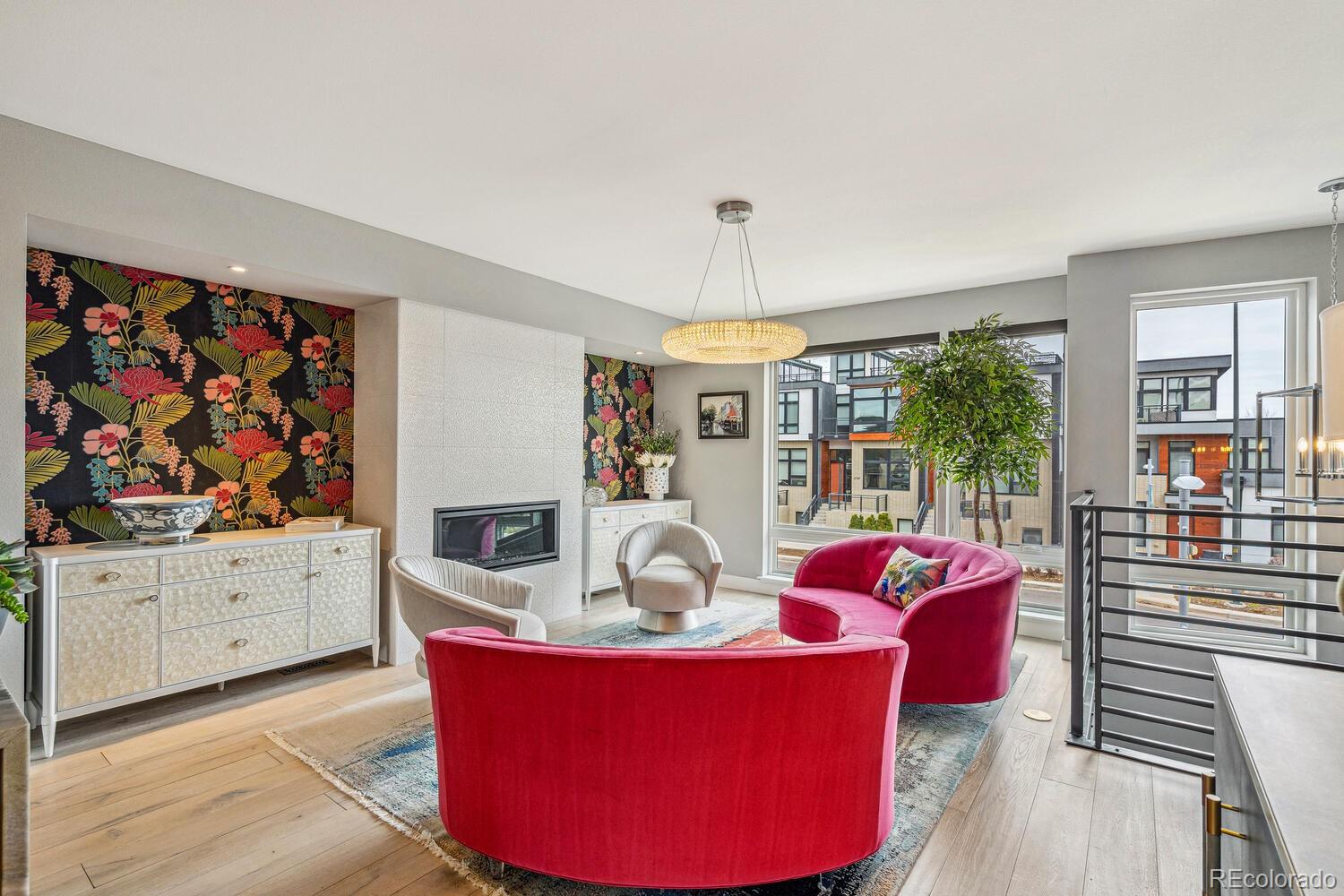 MLS Image #13 for 6768 e lowry boulevard,denver, Colorado