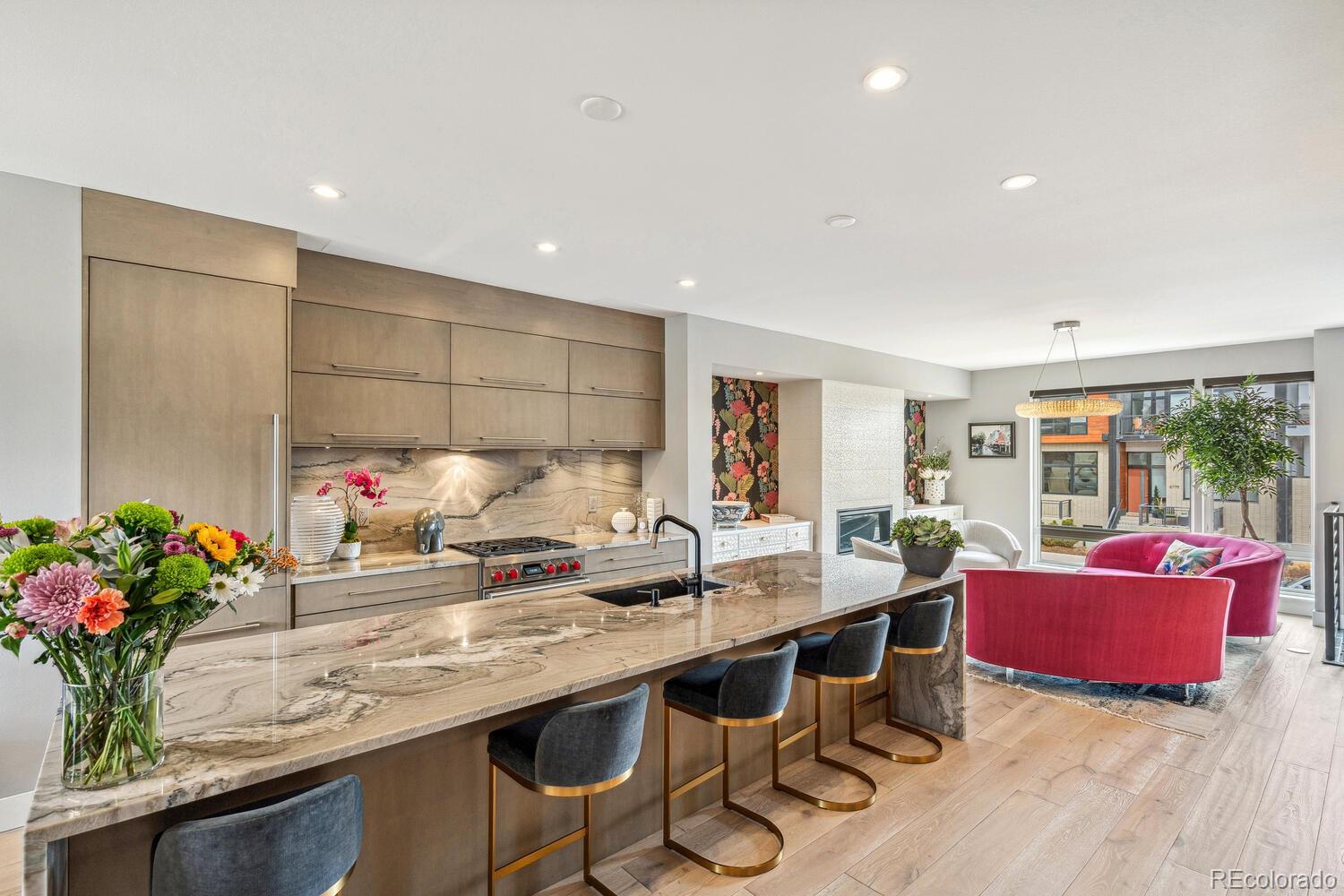 MLS Image #15 for 6768 e lowry boulevard,denver, Colorado