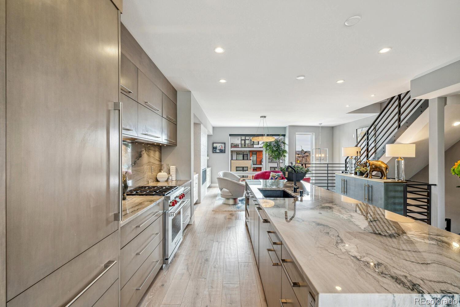MLS Image #17 for 6768 e lowry boulevard,denver, Colorado