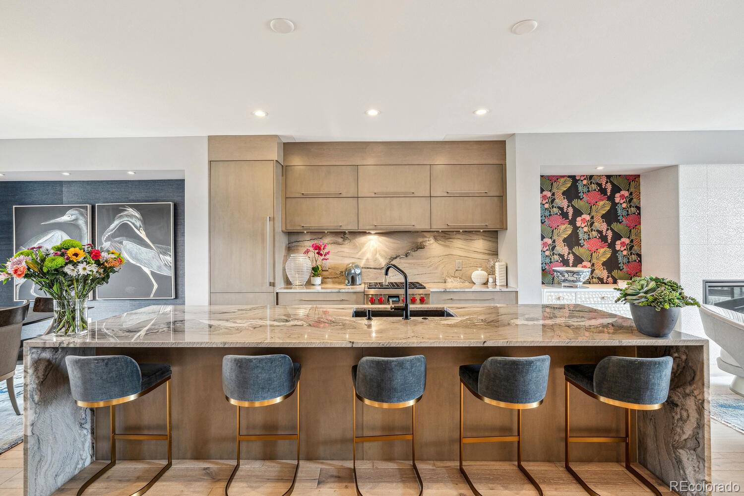 MLS Image #18 for 6768 e lowry boulevard,denver, Colorado