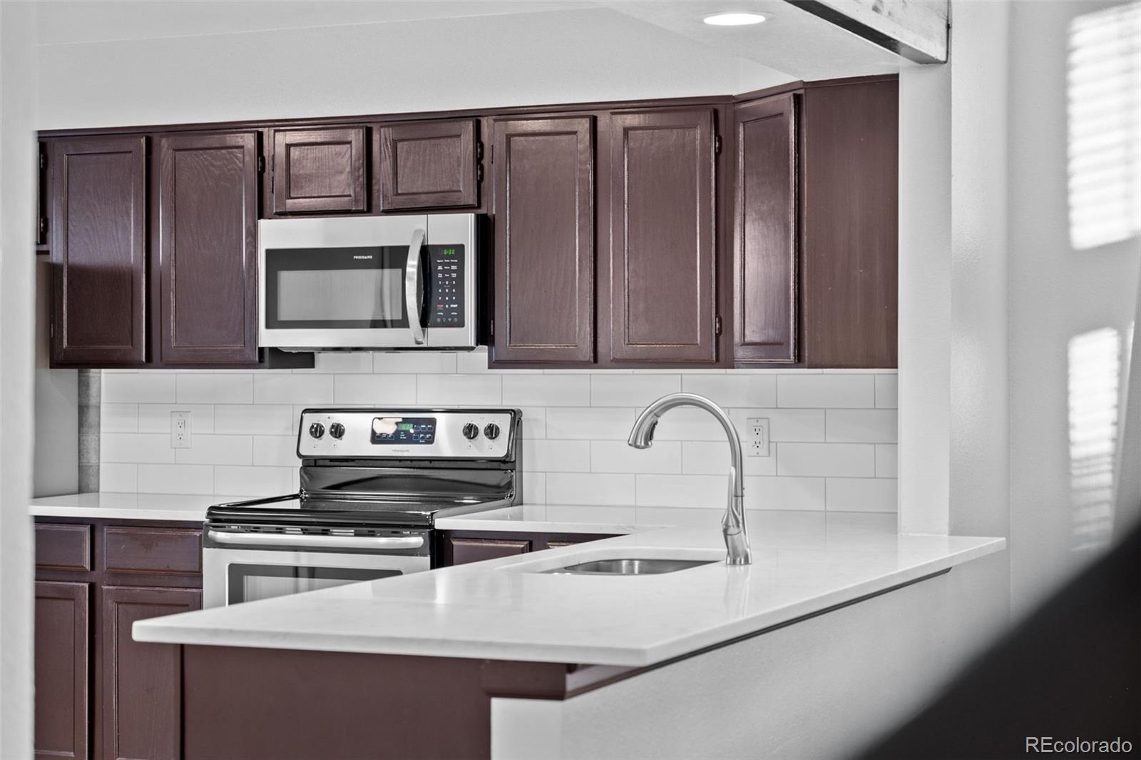 MLS Image #14 for 3040 s bahama street,aurora, Colorado