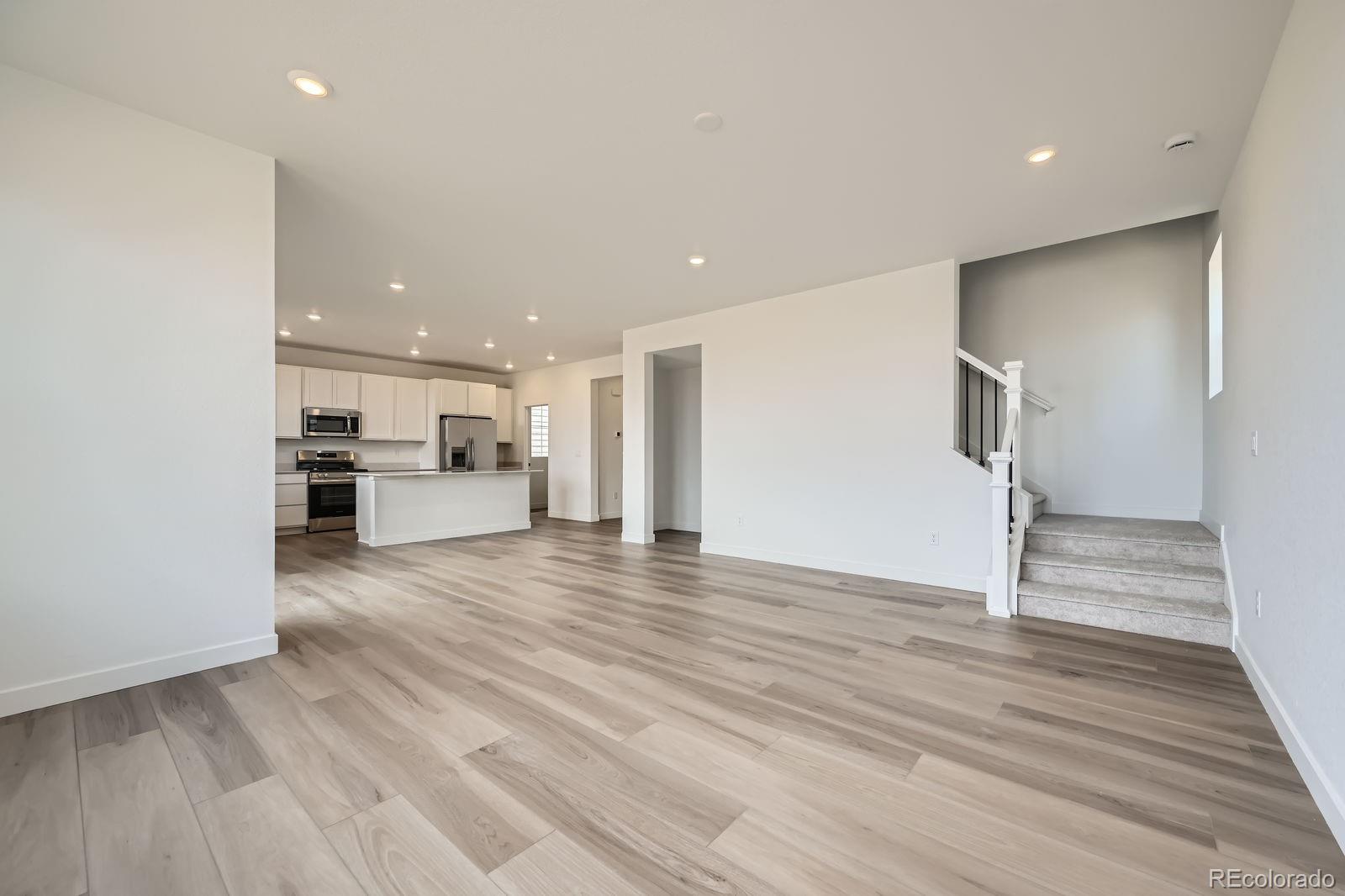 MLS Image #2 for 5553  inland avenue,firestone, Colorado