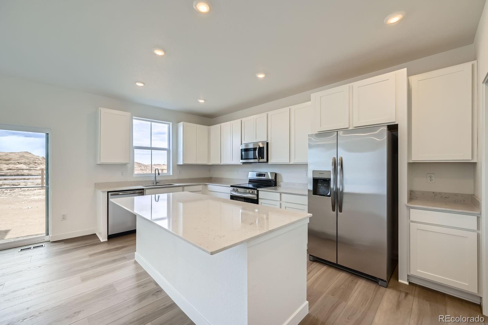 MLS Image #3 for 5553  inland avenue,firestone, Colorado