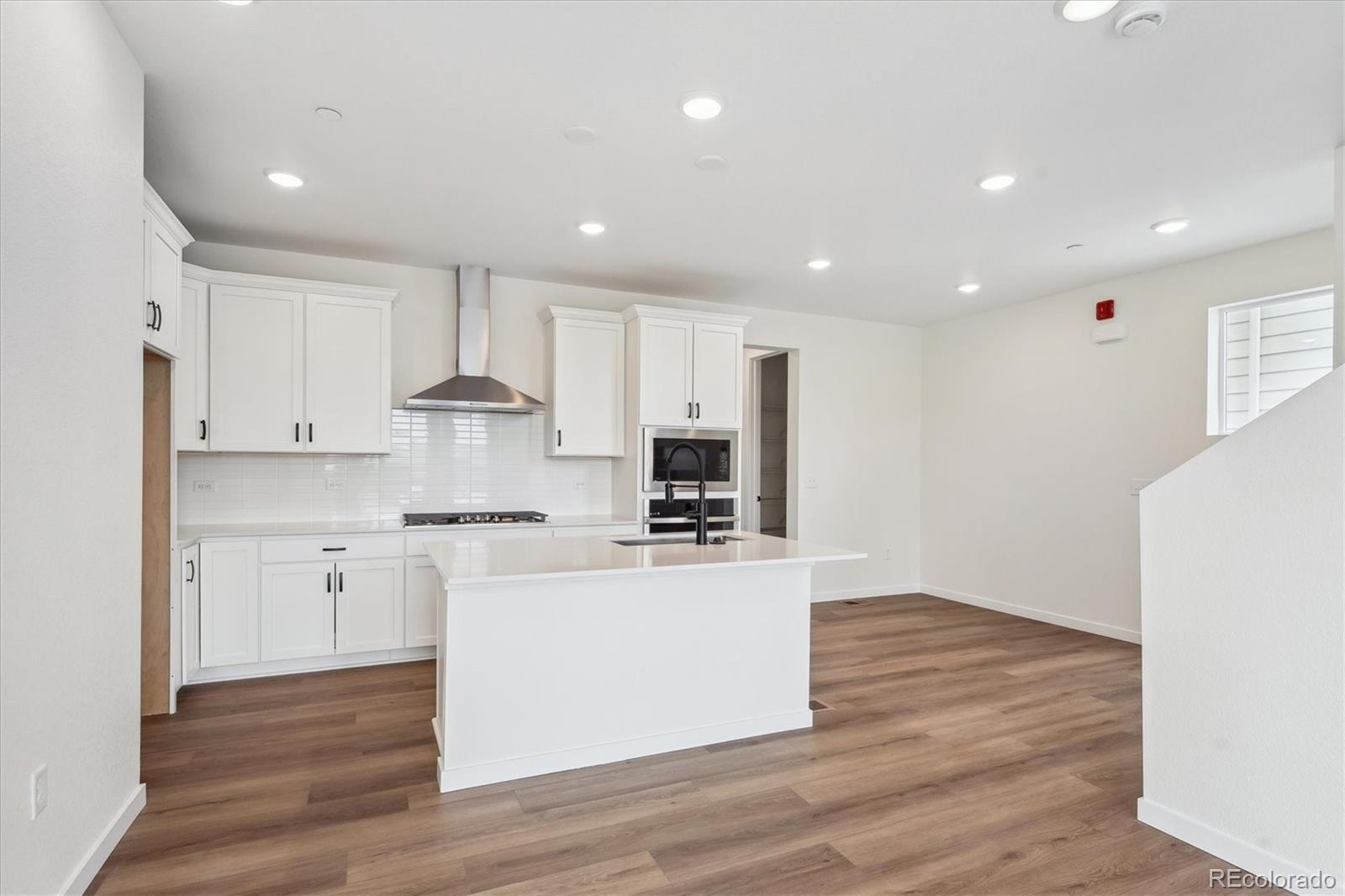 MLS Image #4 for 1255  penner drive,erie, Colorado