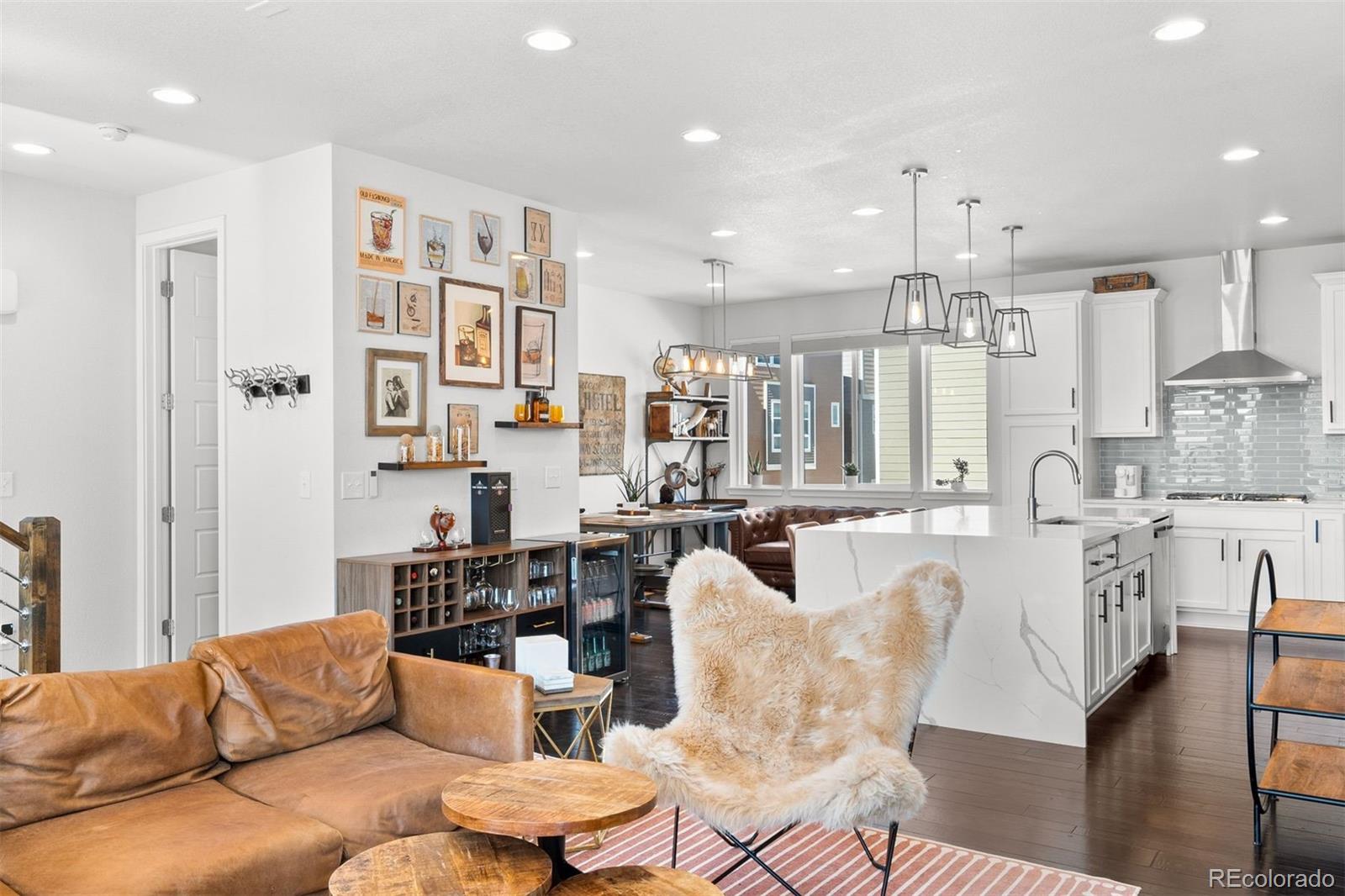 MLS Image #16 for 15732 e broncos place,englewood, Colorado