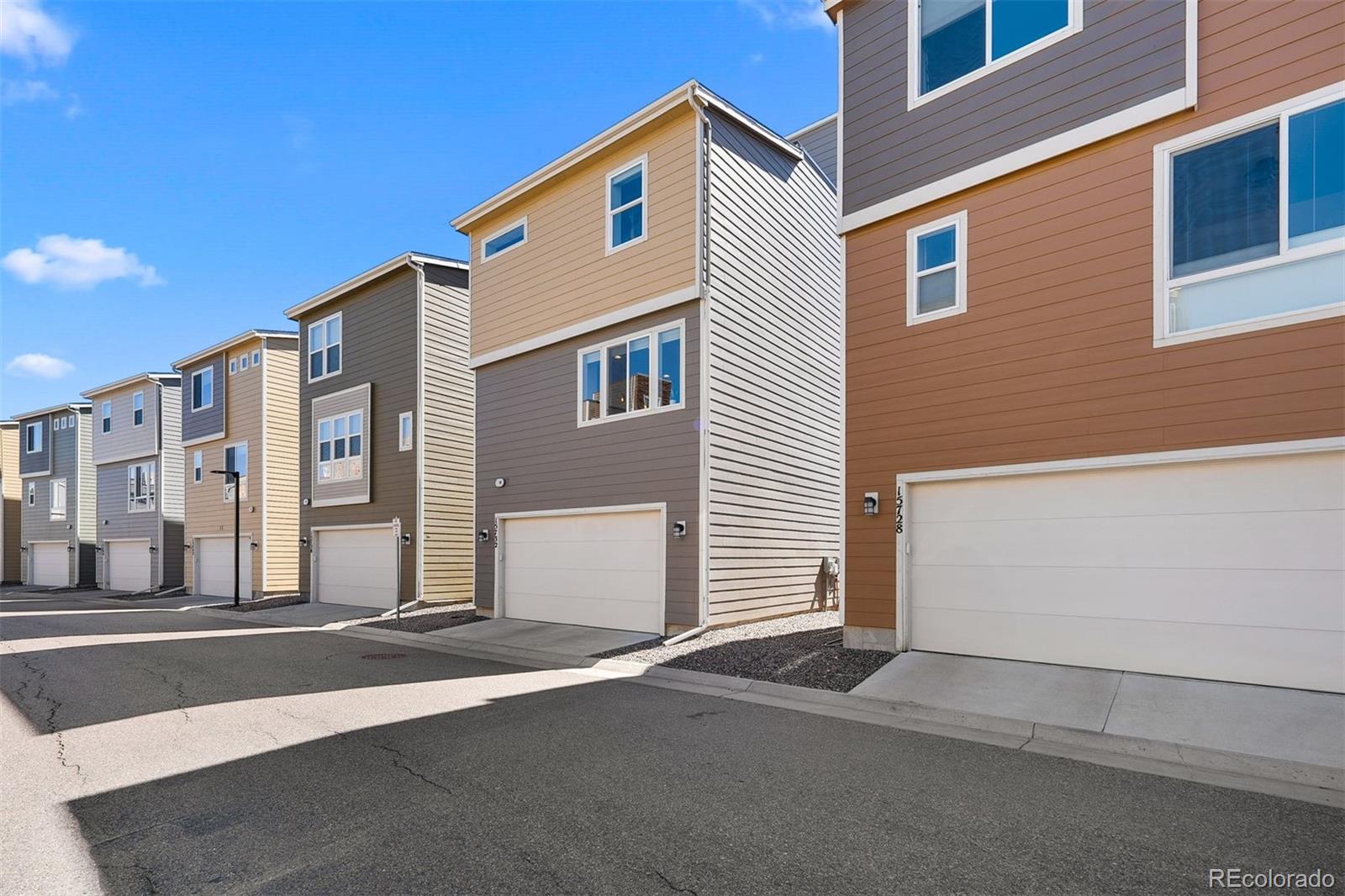 MLS Image #29 for 15732 e broncos place,englewood, Colorado