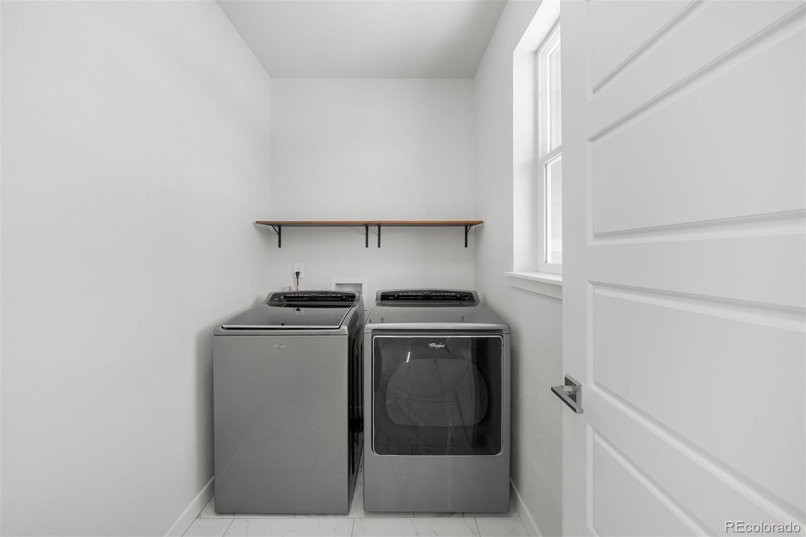 MLS Image #8 for 15732 e broncos place,englewood, Colorado