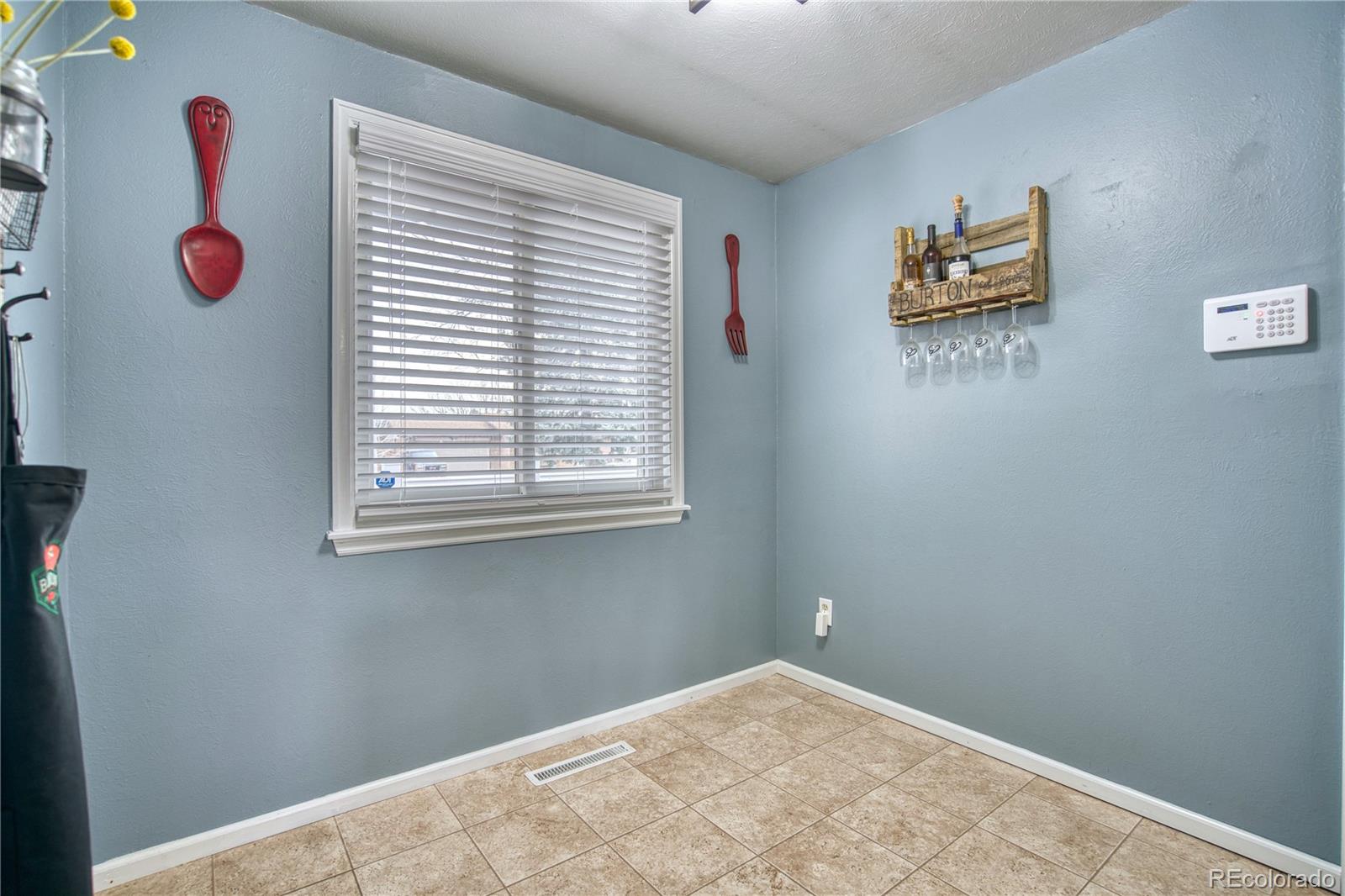 MLS Image #18 for 2425  jewel street,longmont, Colorado