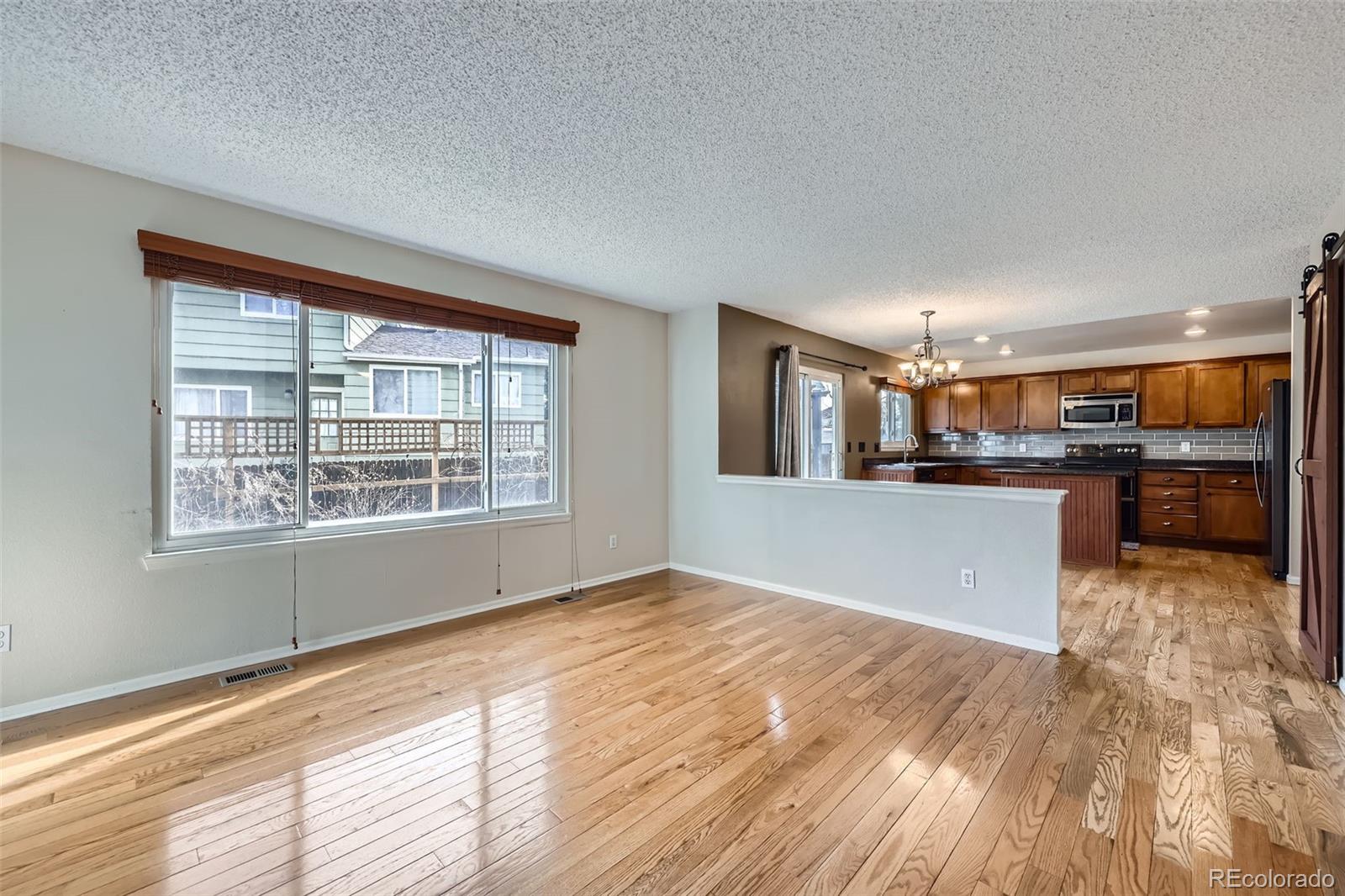 MLS Image #28 for 19357 e 40th avenue,denver, Colorado