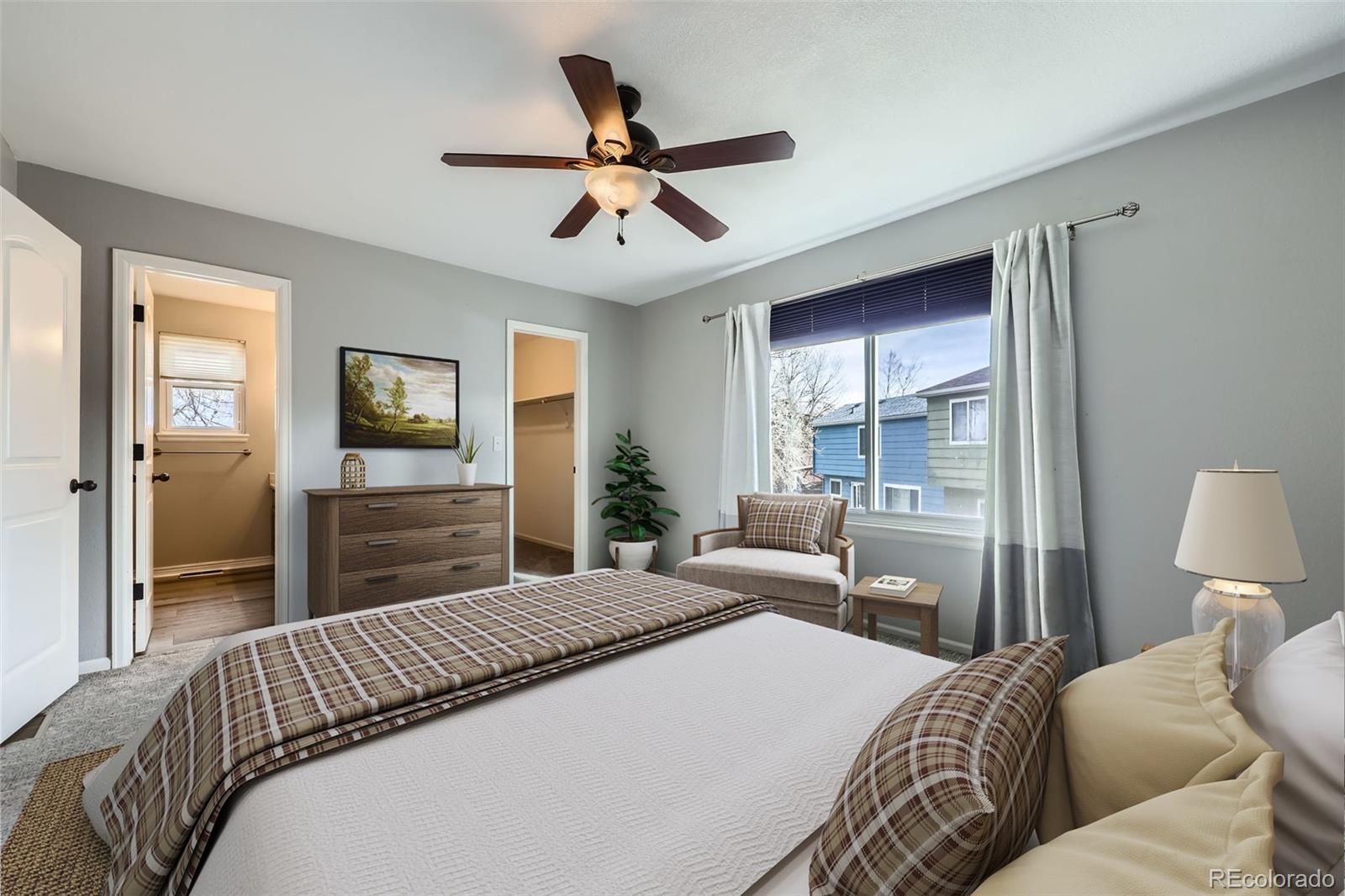MLS Image #7 for 19357 e 40th avenue,denver, Colorado