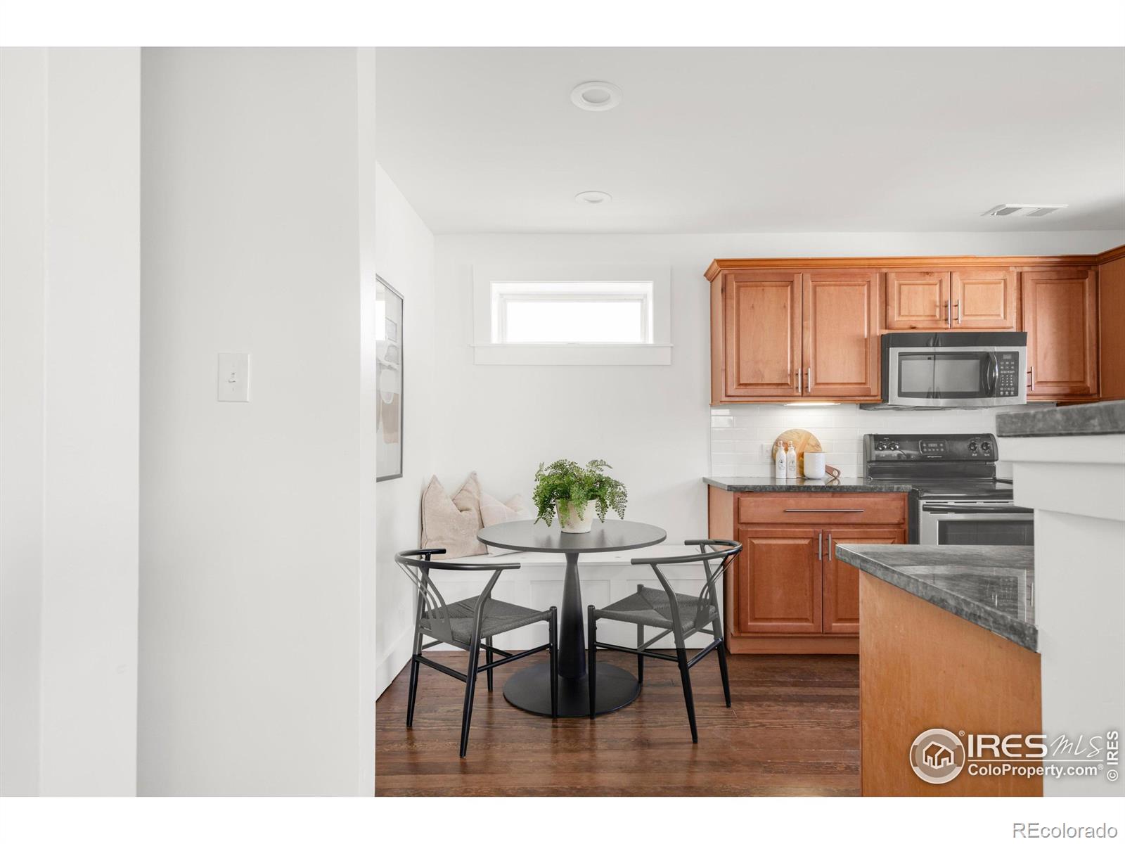 MLS Image #6 for 1669 s lincoln street,denver, Colorado