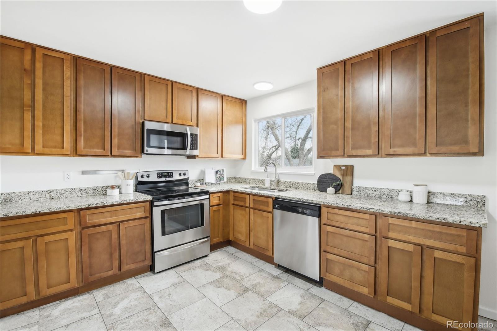 MLS Image #13 for 4425 s vivian way,morrison, Colorado